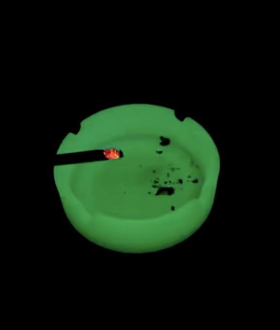 Other Glow In The Dark Luminous Silicone Soft Ashtray Size ONE SIZE - 5 Thumbnail