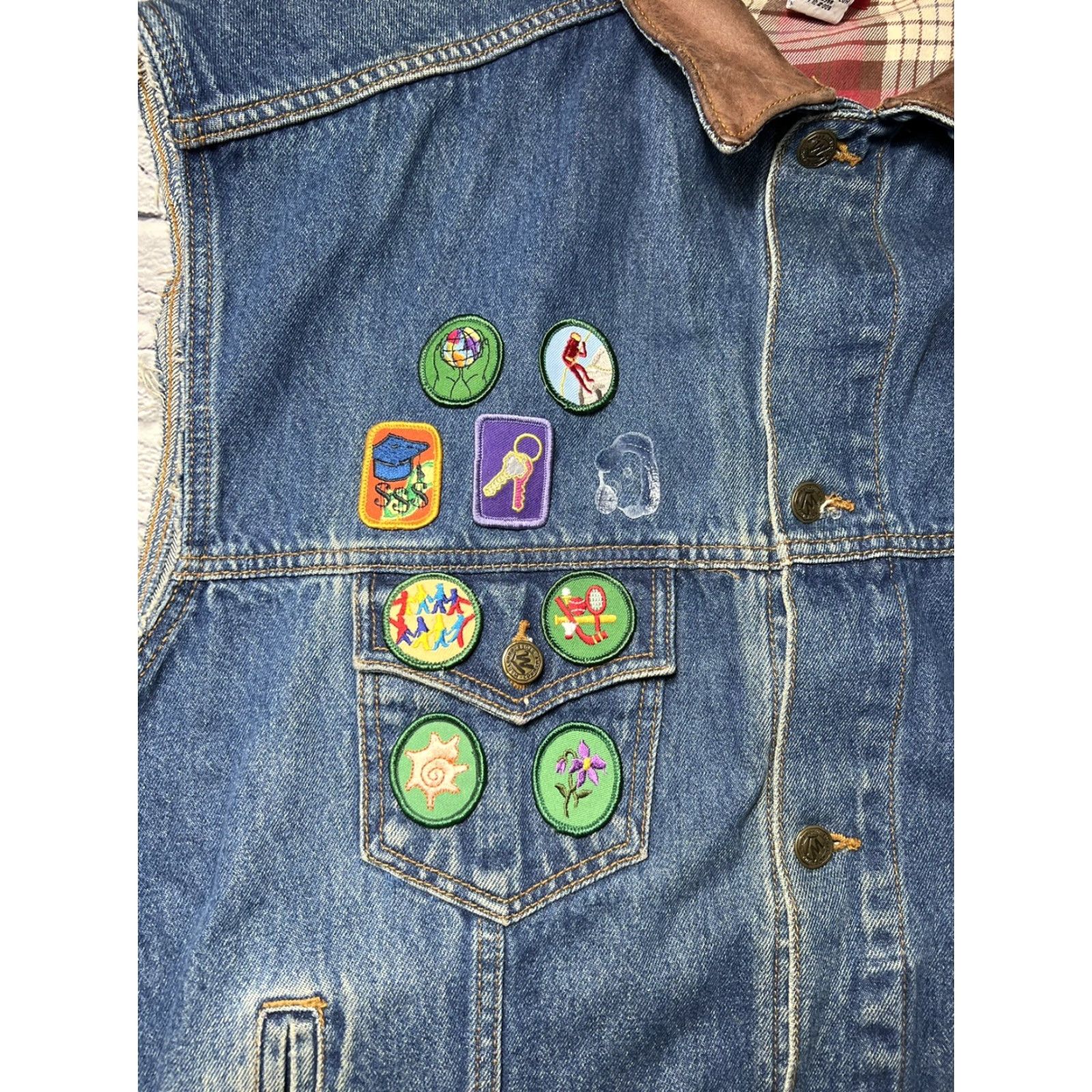 Marlboro VINTAGE Marlboro Country Store Denim Vest Mens XL Blue Patch Back Western Biker Style Clothing Man Mens XL Blue Denim Vest Size US XL / EU 56 / 4 - 4 Thumbnail