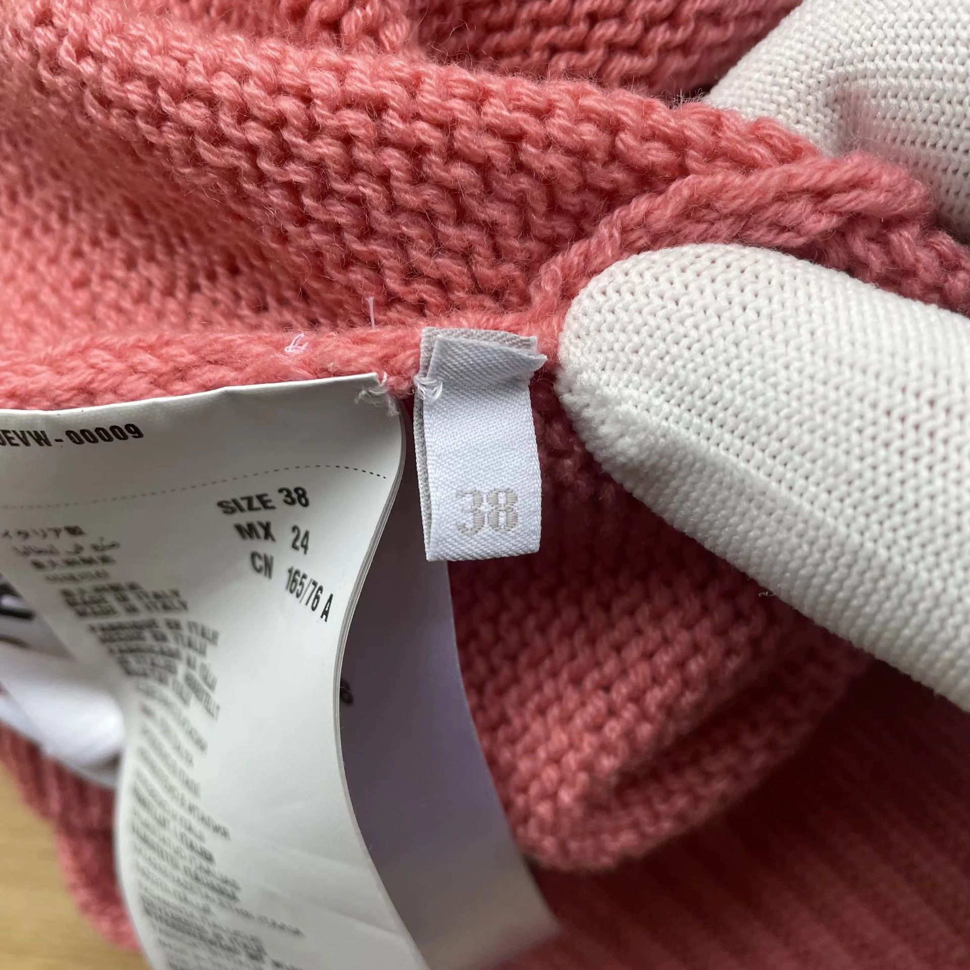 Miu Miu MIU MIU beaded collar knit cashmere pink cardigan 38 Size XS / US 0-2 / IT 36-38 - 8 Thumbnail