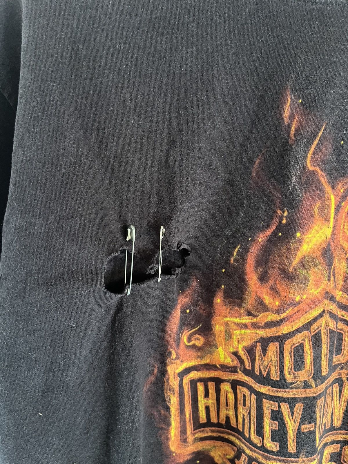 Vintage Harley-Davidson Flame Logo Tee Size US L / EU 52-54 / 3 - 2 Thumbnail