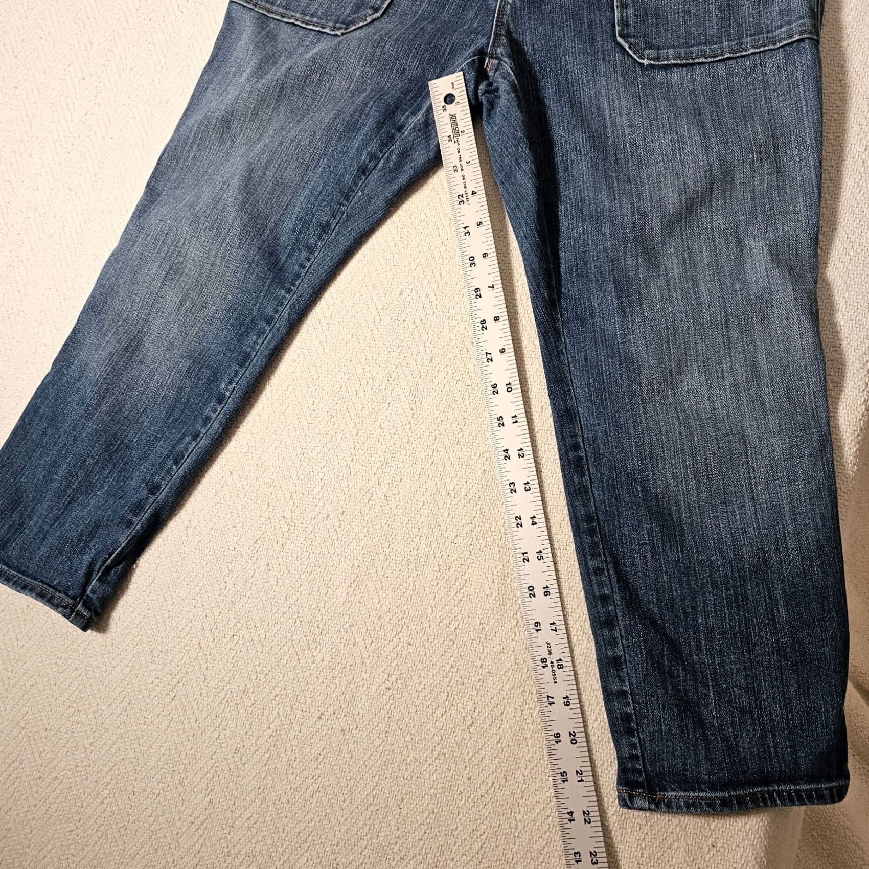 Loft LOFT Ann Taylor Women's Cropped Denim Jeans Blue 8P Relaxed Mid Rise Inseam 22in Size 8P Jeans Size 30" / US 8 / IT 44 - 7 Thumbnail