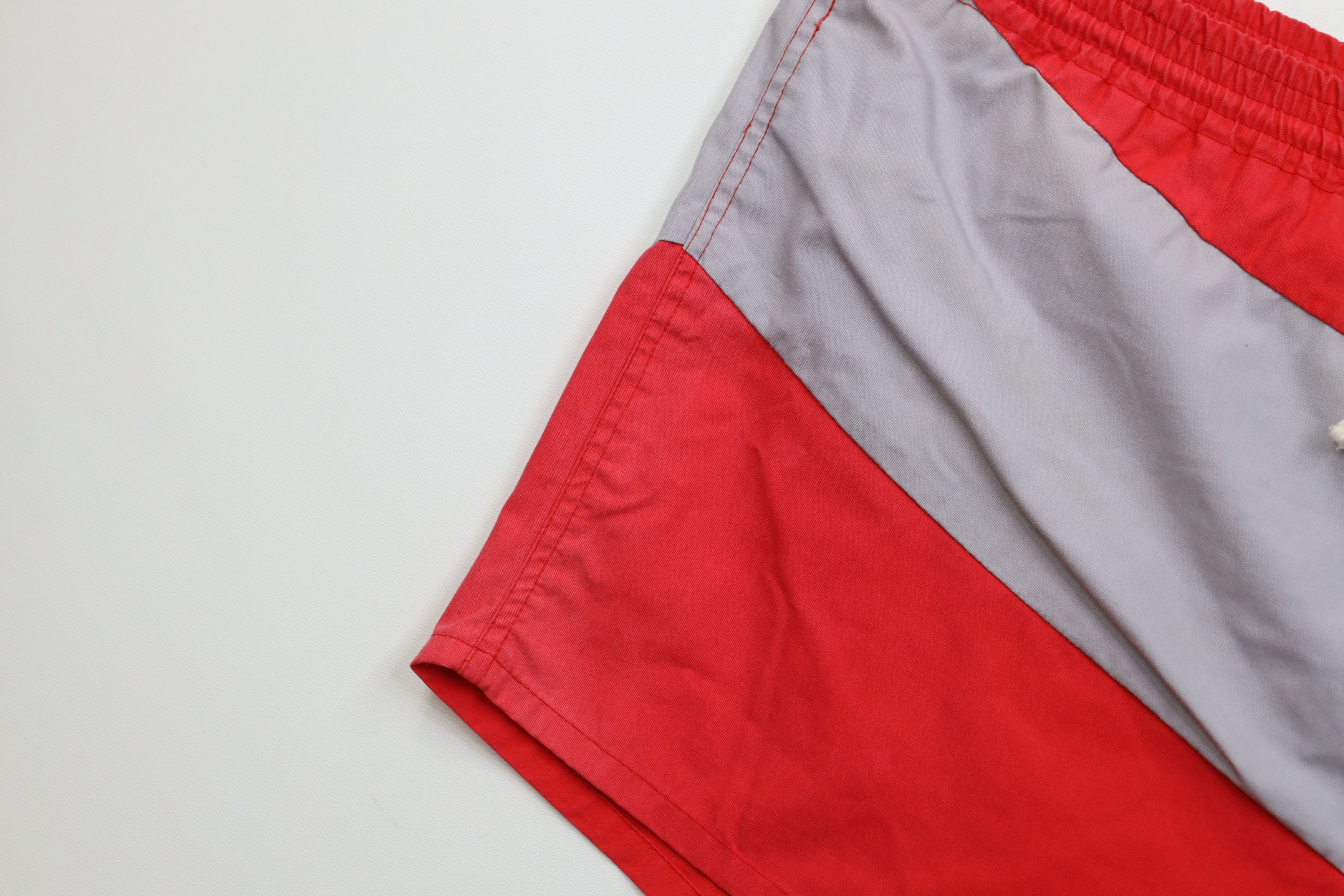 Vintage Vintage 70s 80s Streetwear Block Lined Shorts Swim Trunks Size US 38 / EU 54 - 5 Thumbnail