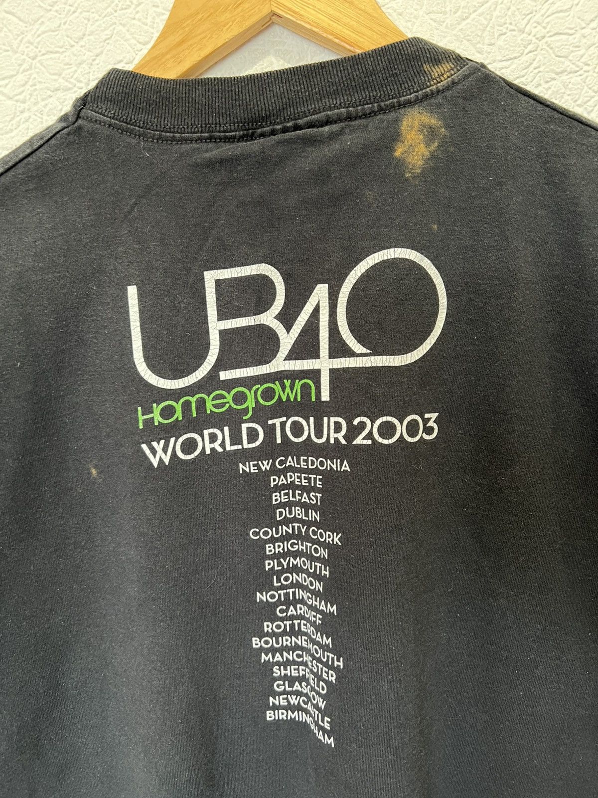 Band Tees × Vintage Vintage UB40 Black 2003 Tee T Shirt Band Size US XL / EU 56 / 4 - 7 Thumbnail