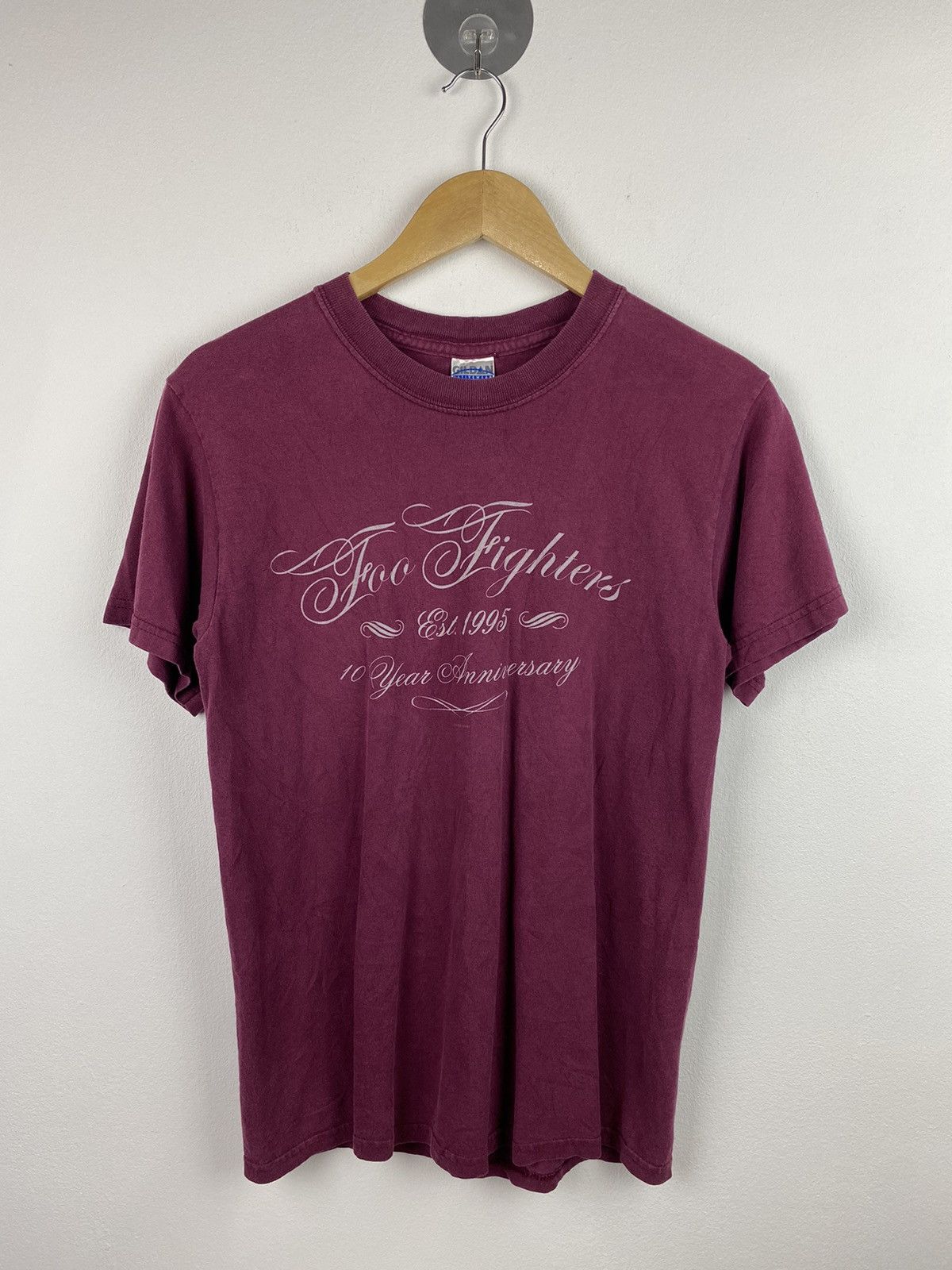 Band Tees × Vintage Vintage Y2K Foo Fighters Band T-shirt Size US S / EU 44-46 / 1 - 1 Thumbnail