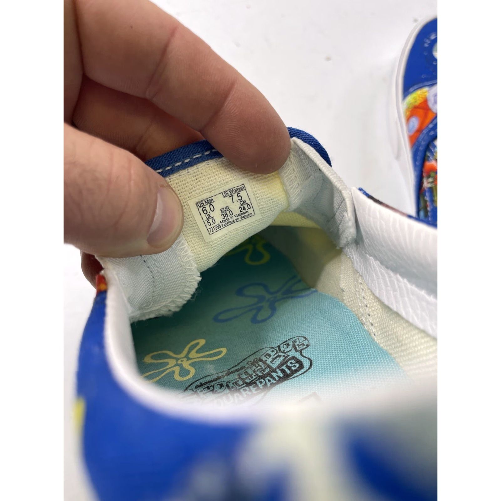 Vans Vans x Spongebob Casual Slip-On Shoes Multicolored Size 7.5M Women Size 30" / US 8 / IT 44 - 5 Thumbnail
