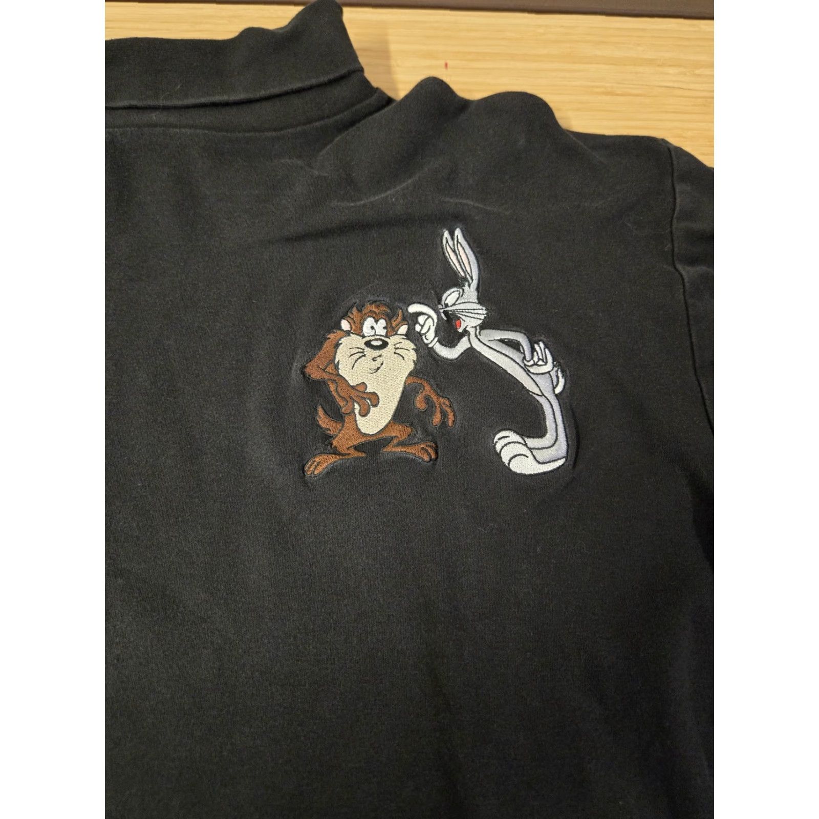 Vintage VINTAGE Looney Tunes Shirt Mens Large Bugs Bunny Taz Turtleneck Pullover 90s Size US L / EU 52-54 / 3 - 2 Thumbnail