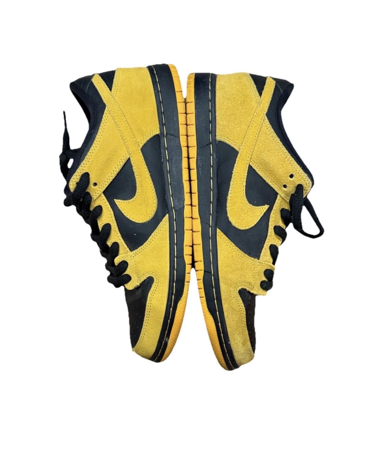 Nike Nike SB Dunk Low Pro Iowa University Gold/Black Size 8.5 Size US 8.5 / EU 41-42 - 1 Thumbnail