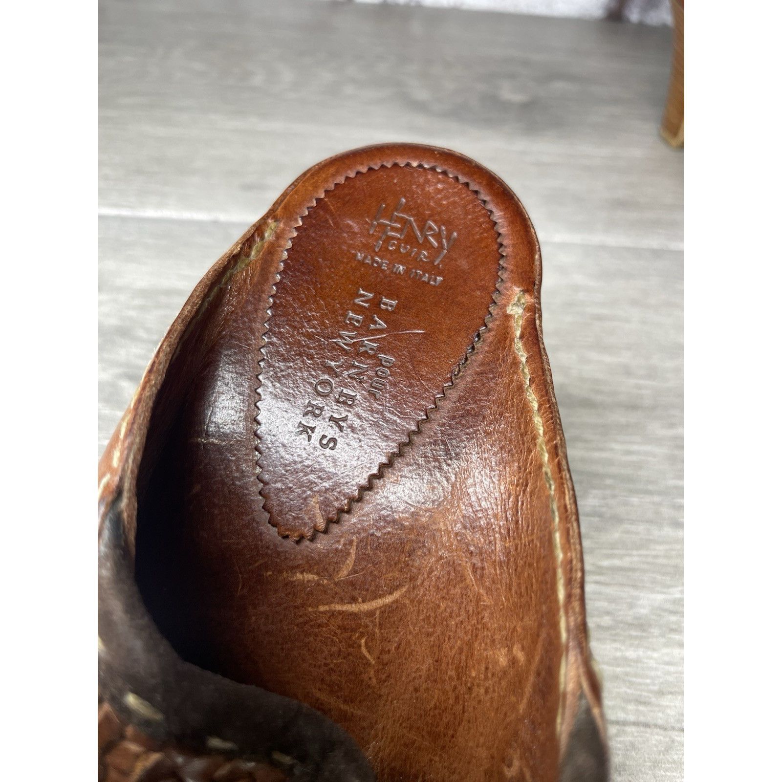 Barneys New York Henry Beguelin for Barneys New York Brown Leather Thong Heel Size US 6.5 / IT 36.5 - 9 Thumbnail