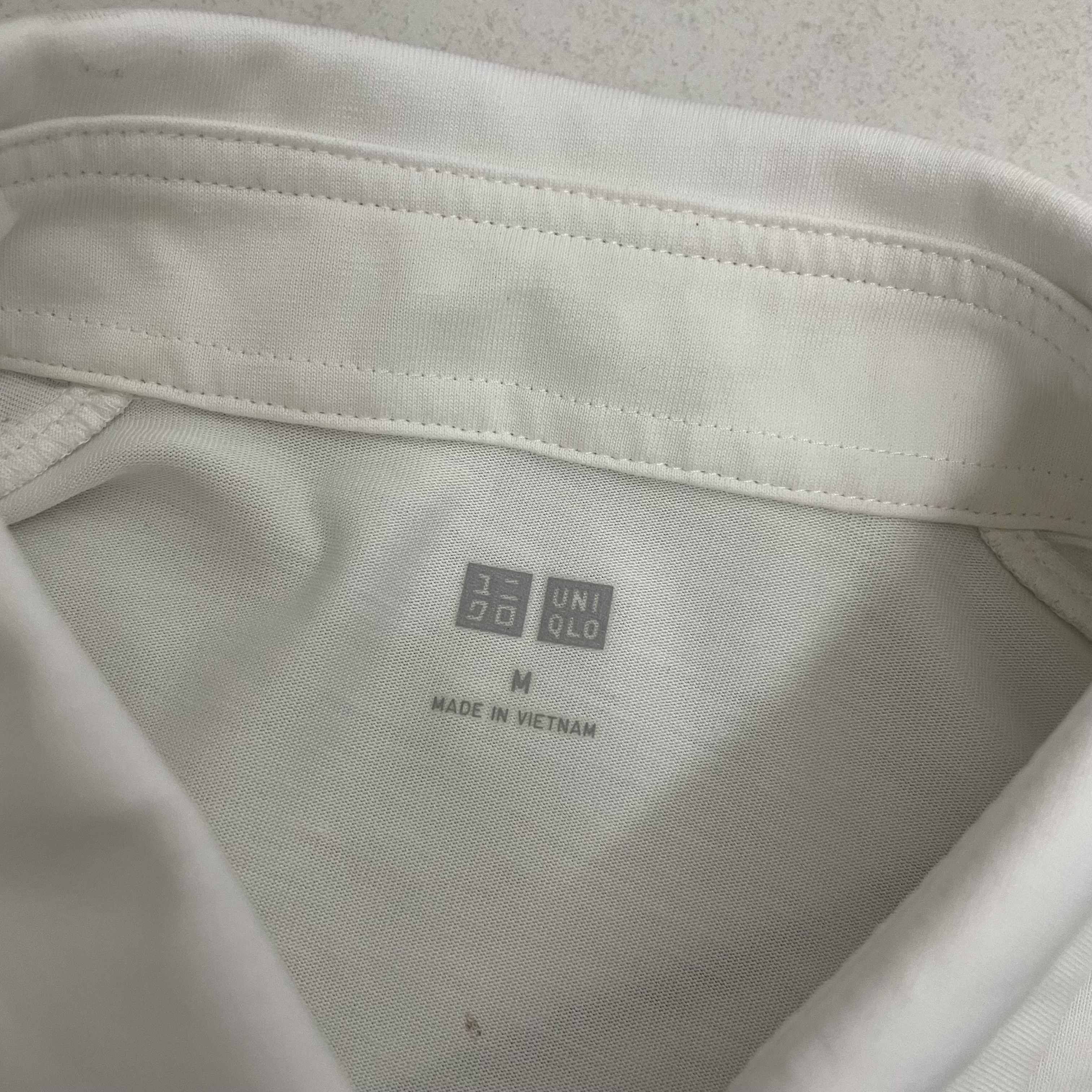 Japanese Brand × Uniqlo ⭐️SALE⭐️ [M] UNIQLO AIRISM POLO SHIRT Size US M / EU 48-50 / 2 - 4 Thumbnail