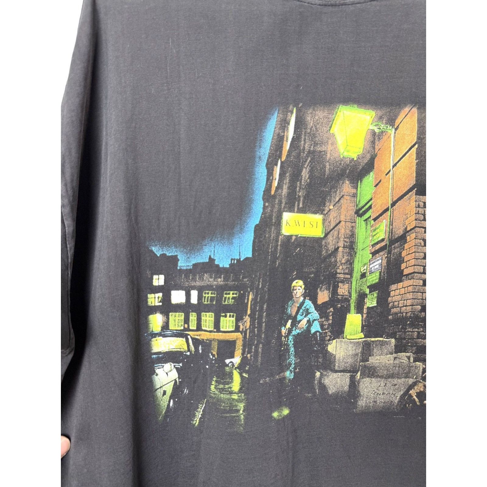 Band Tees Vintage 1998 David Bowie Ziggy Stardust Tour T Shirt Size US XL / EU 56 / 4 - 3 Thumbnail