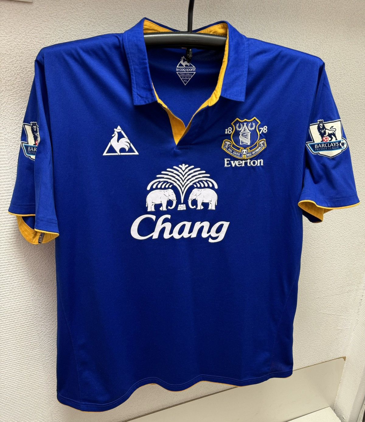 Le Coq Sportif Le Coq Sportif Everton vintage soccer jersey Xl Size US XL / EU 56 / 4 - 7 Thumbnail