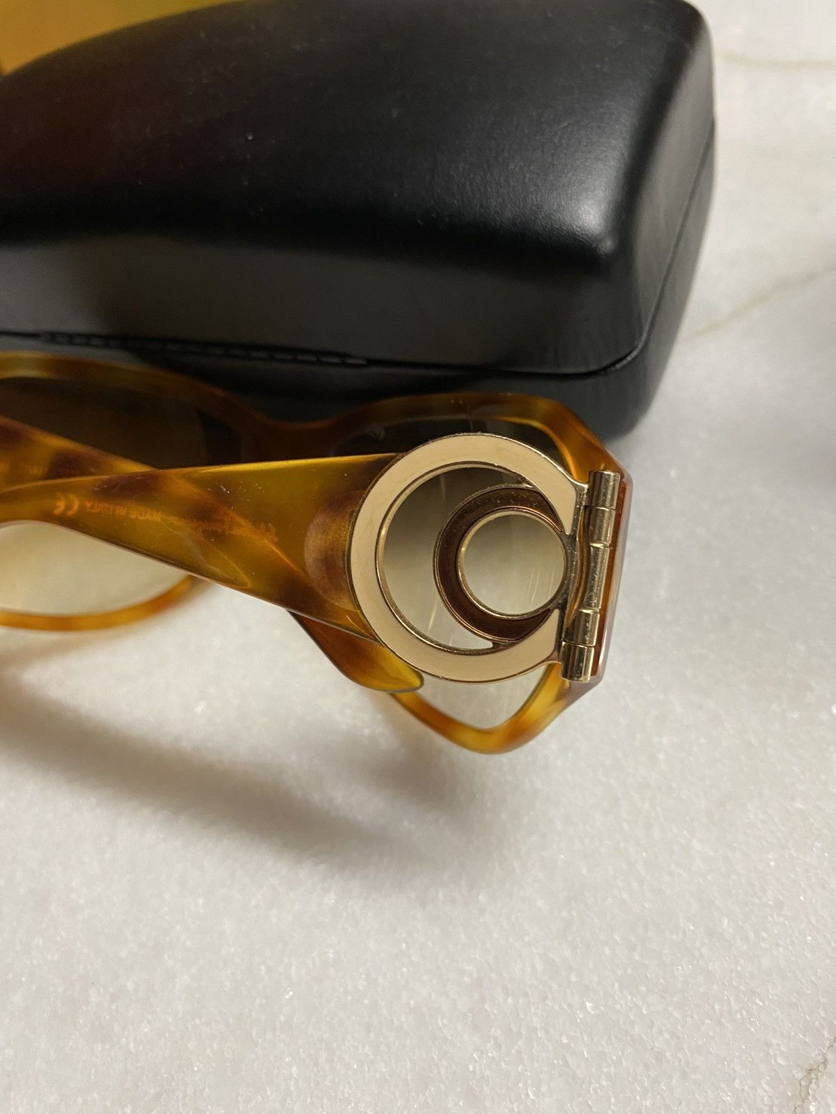 Salvatore Ferragamo Salvatore Ferragamo Sunglasses Women’s Round Shades Size ONE SIZE - 5 Thumbnail