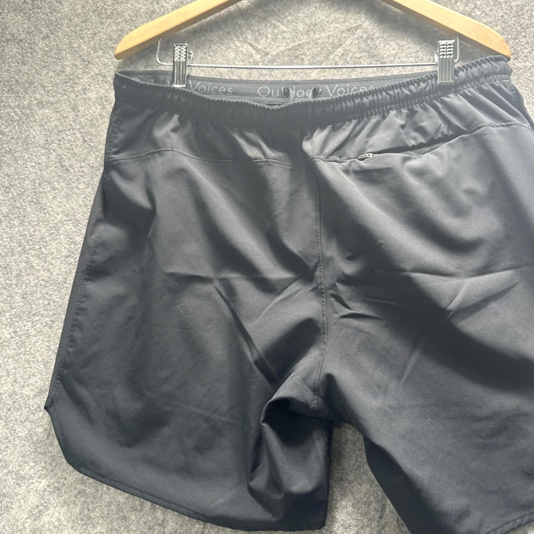 Outdoor Voices Outdoor Voices Shorts Mens XL Black Athletic Running Training Gym Zip Pocket Size US 36 / EU 52 - 7 Thumbnail