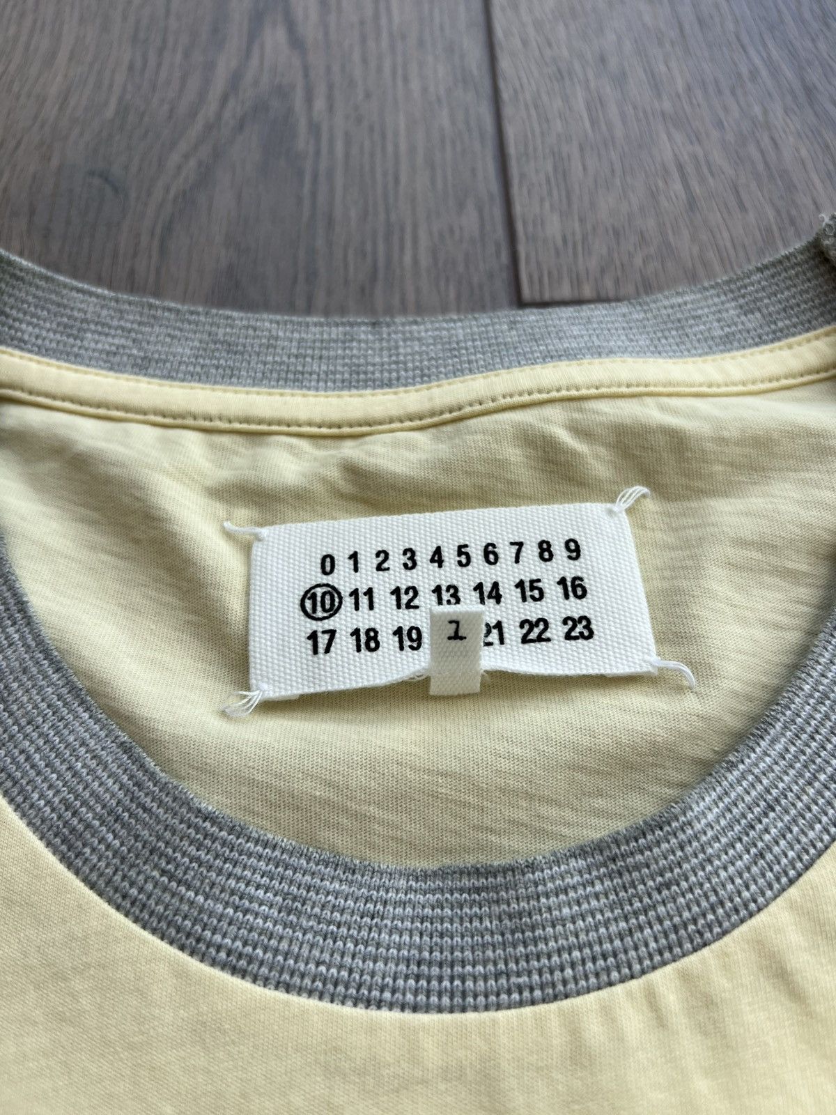 Maison Margiela Sample Maison Margiela Pale Yellow T-Shirt Size US L / EU 52-54 / 3 - 5 Thumbnail