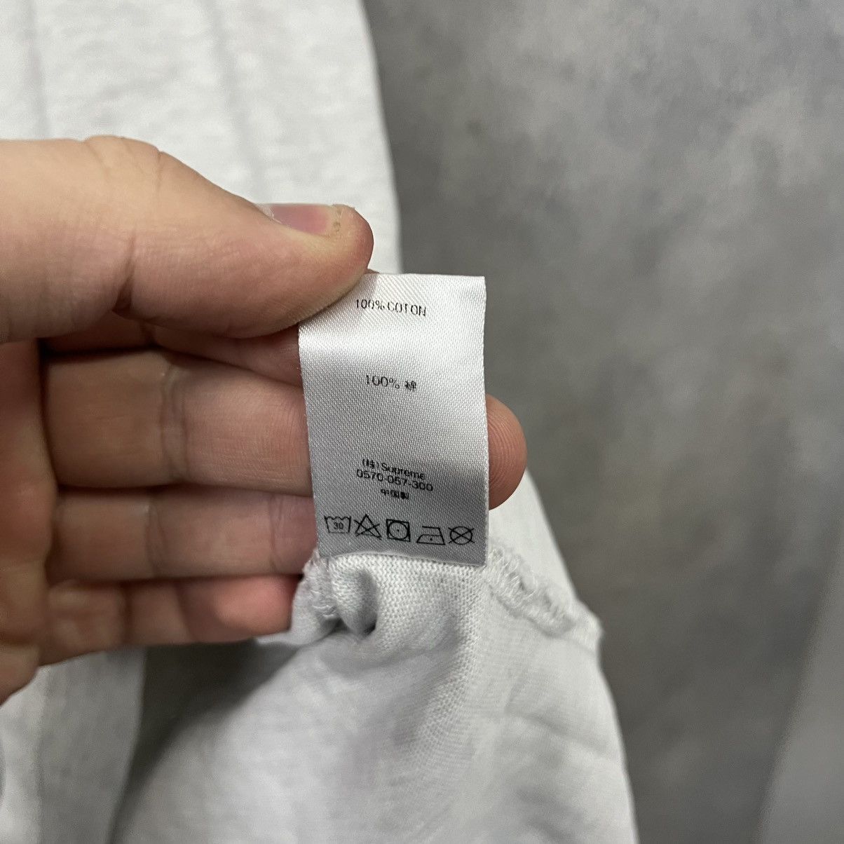 Supreme Supreme T-Shirt Big Logo Grey Size M Size US M / EU 48-50 / 2 - 13 Thumbnail