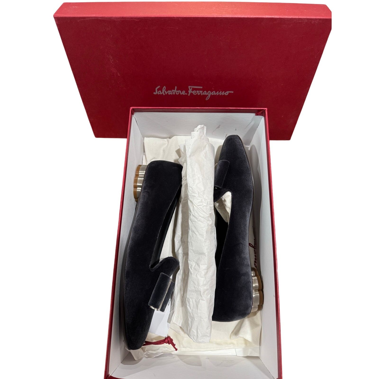Salvatore Ferragamo Salvatore Ferragamo Sarno Velvet Flower Heel Loafers sz. 6B Size US 6 / IT 36 - 11 Thumbnail