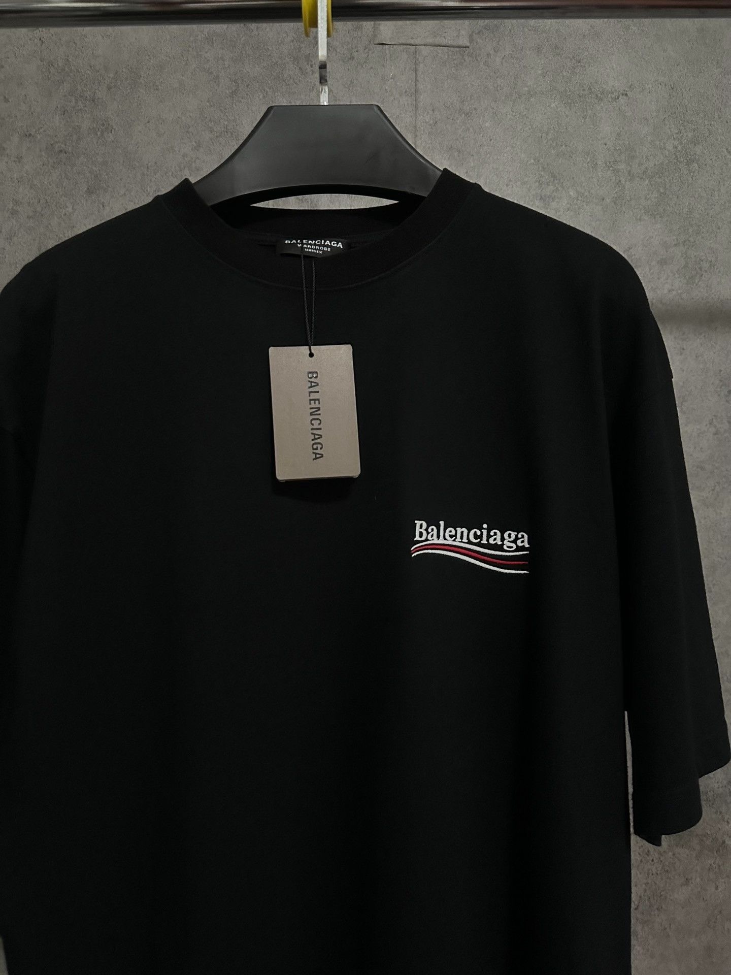 Balenciaga Balenciaga Coke Wave Embroidery T-shirt Size US L / EU 52-54 / 3 - 2 Thumbnail