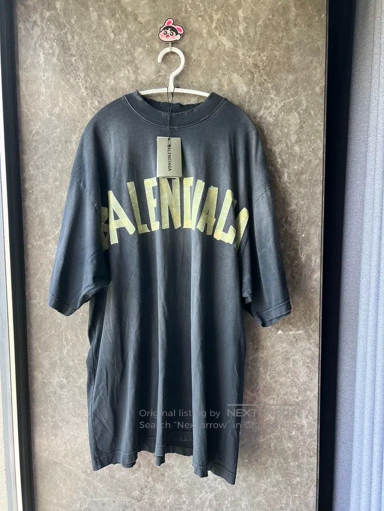Balenciaga Balenciaga Tape Short Sleeve L Size US L / EU 52-54 / 3 - 1 Thumbnail