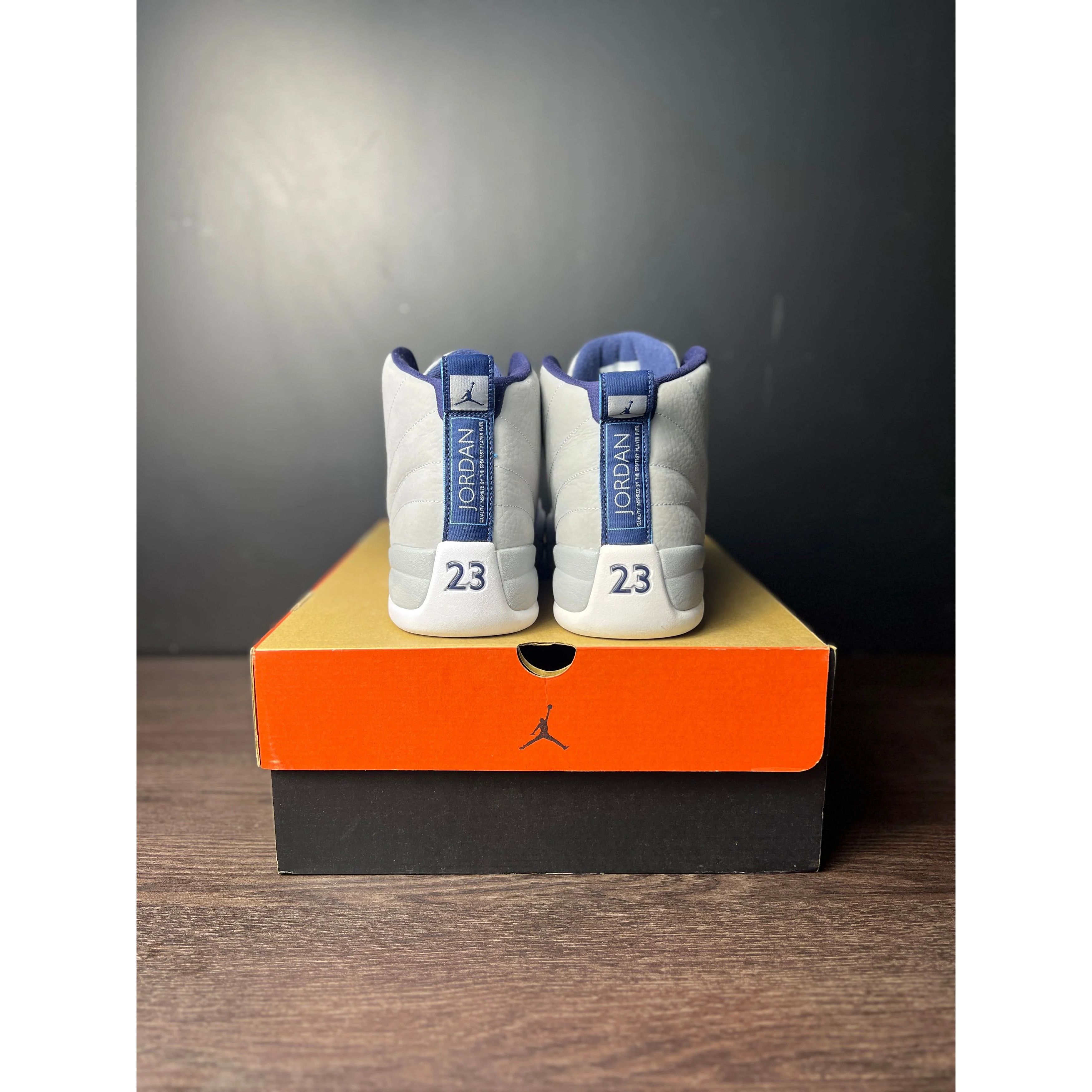 Jordan Brand Air Jordan 12 Retro "Grey University Blue" **PRE-OWNED** Size US 13 / EU 46 - 4 Thumbnail