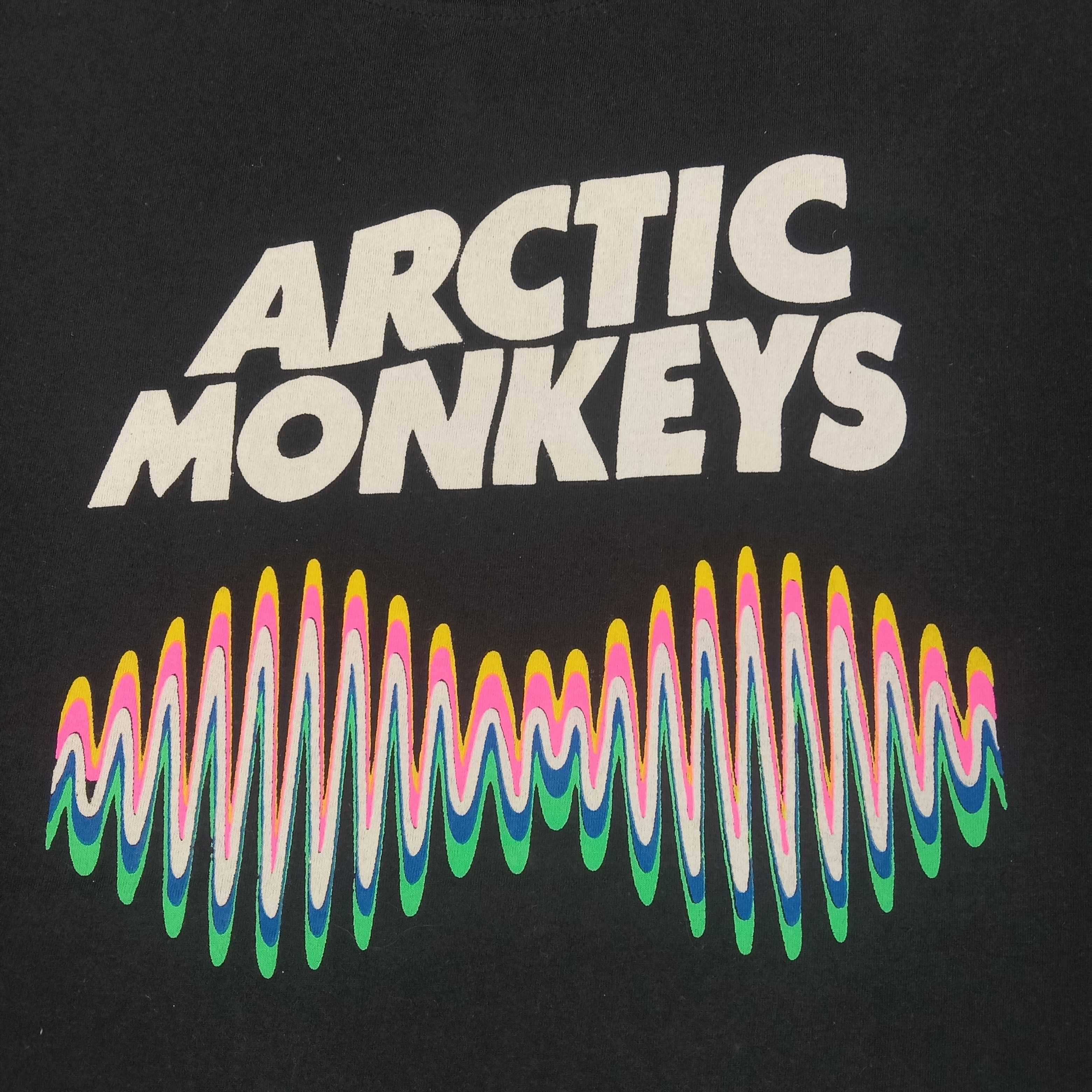 Band Tees Arctic Monkeys Band Tshirt Streetwear Style Size US XL / EU 56 / 4 - 2 Thumbnail