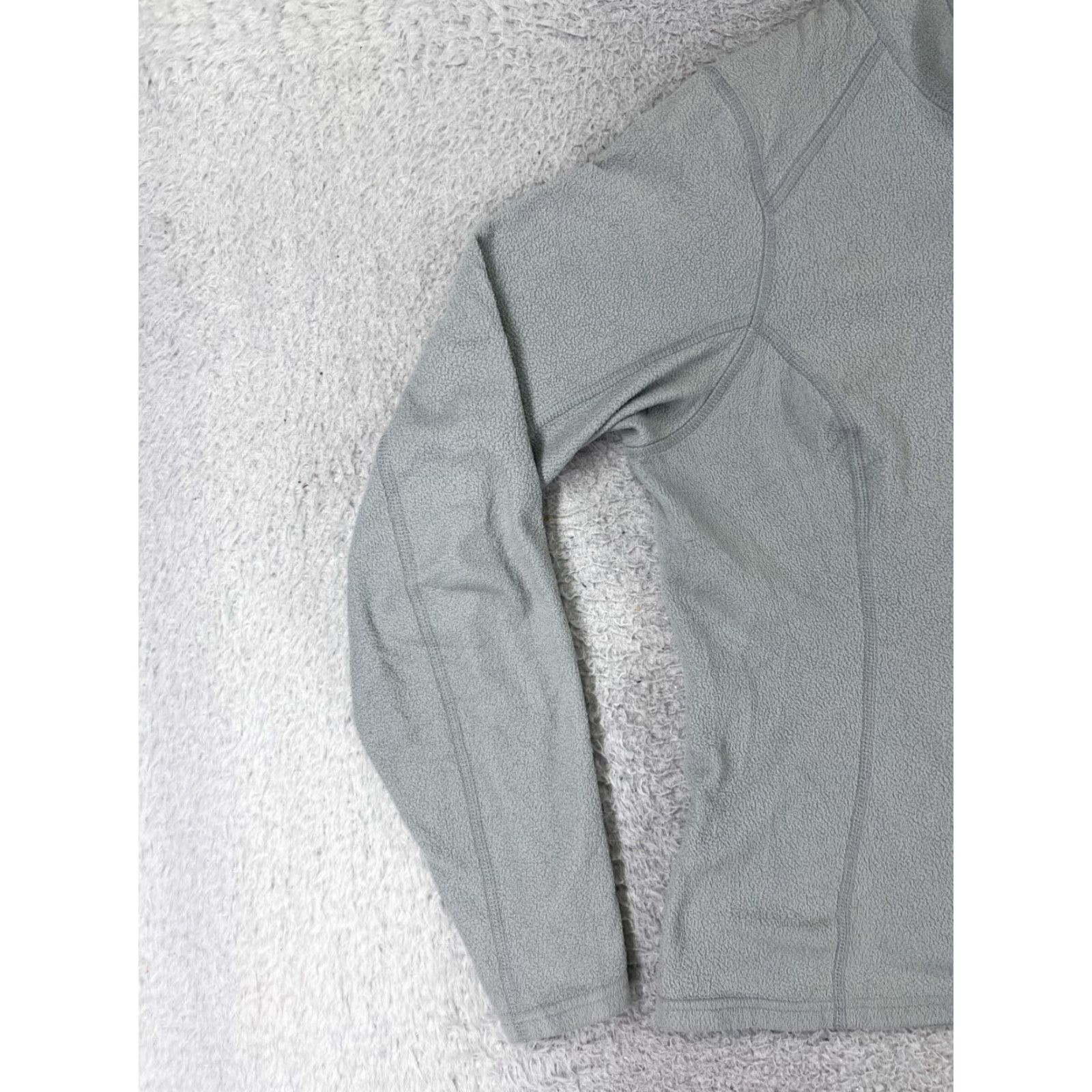 The North Face VINTAGE The North Face Sweater Womens Medium Gray 1/4 Zip Polyester Fleece Mock Neck Size M / US 6-8 / IT 42-44 - 6 Thumbnail