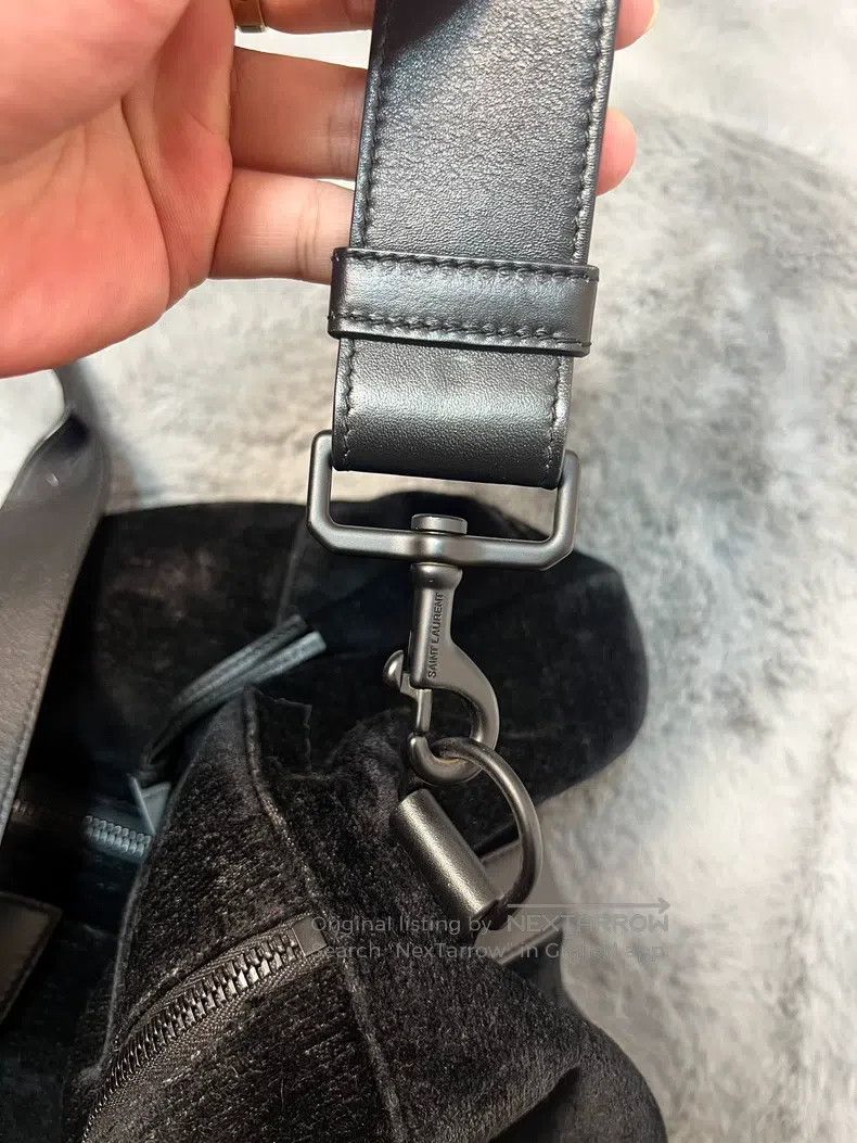 Saint Laurent Paris Saint Laurent Paris Black Velvet Logo Embroidered Travel B Size ONE SIZE - 3 Thumbnail