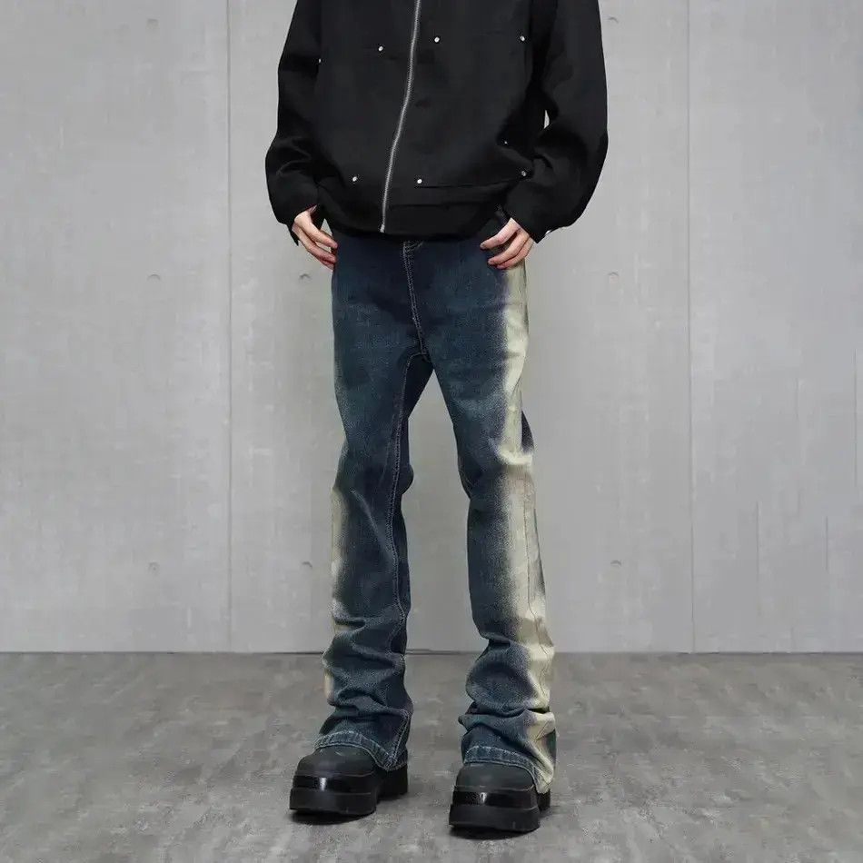 Japanese Brand Slim Flared Streetwear Vintage Design Jeans Size US 32 / EU 48 - 1 Thumbnail