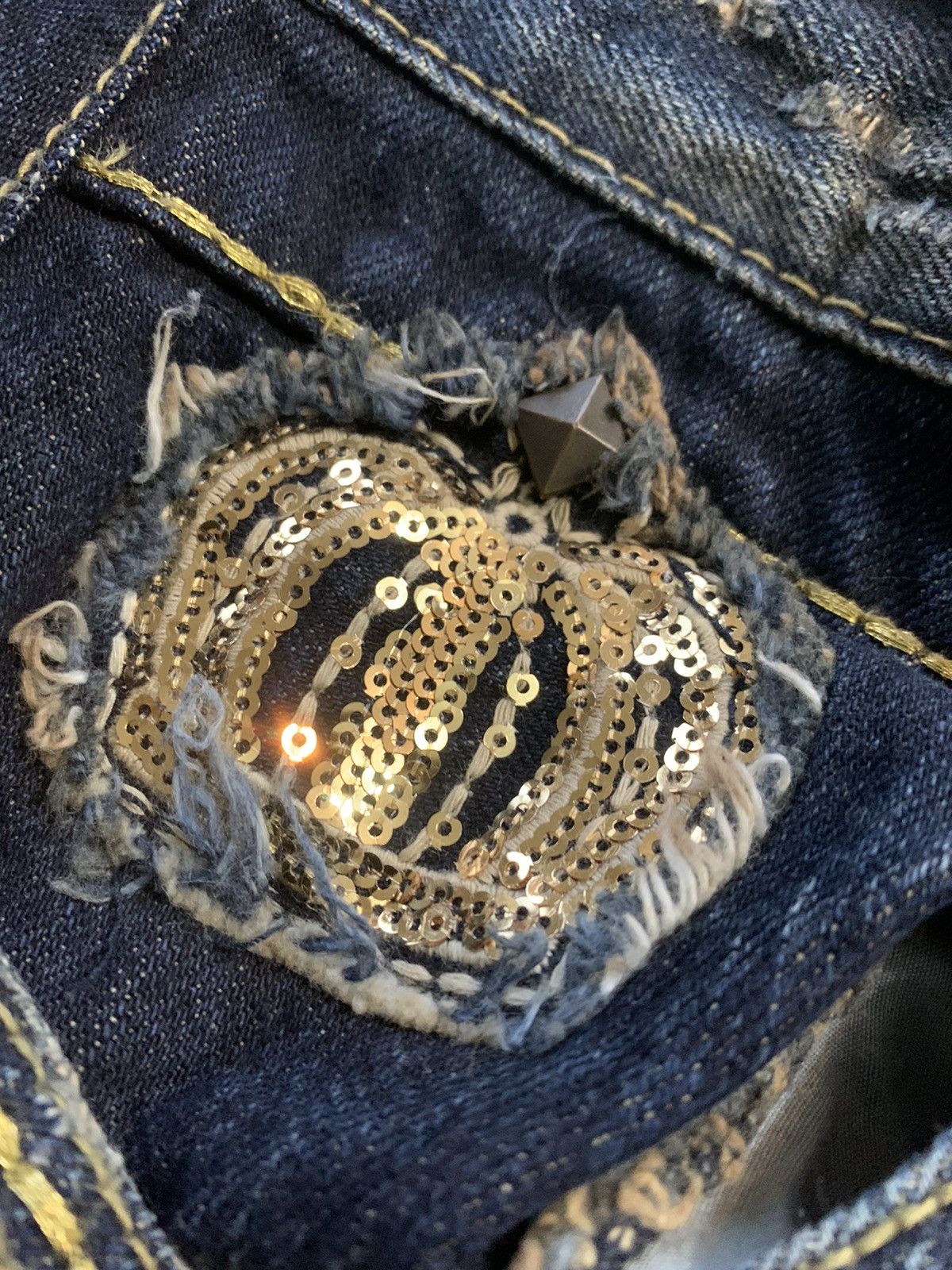 Japanese Brand LOLITA CROWN EMBROIDERY JEANS Size US 34 / EU 50 - 9 Thumbnail