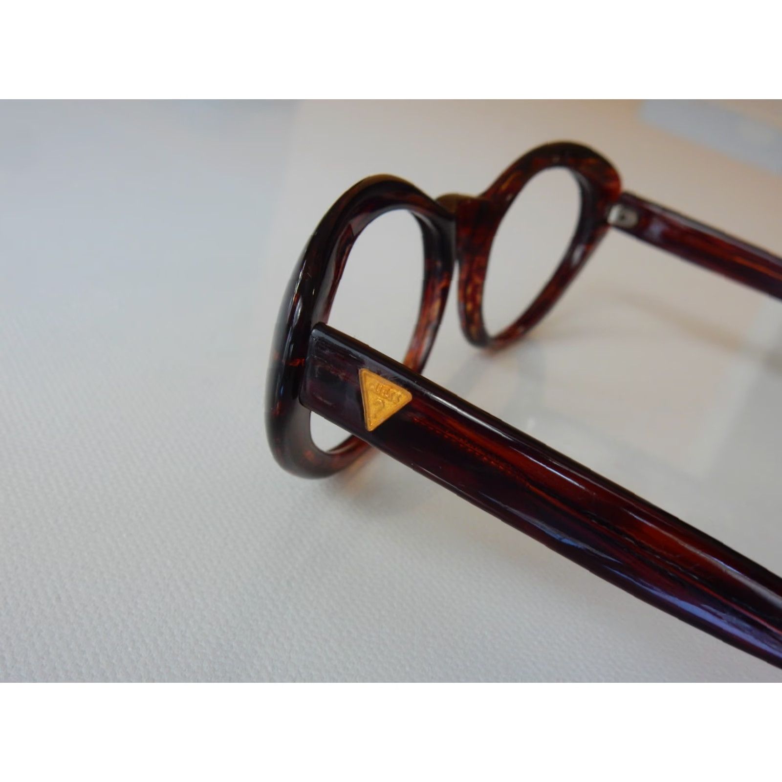 Guess VINTAGE GUESS Sunglasses Frames Women Brown Frame Sunglasses Frames, GUESS, Women, Brown, Vintage Theory, 90s? Size ONE SIZE - 4 Thumbnail