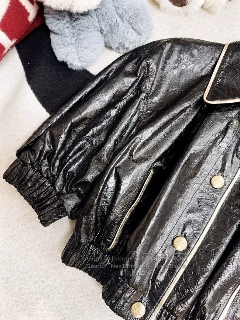 Chanel Chanel 22s black puff sleeve shiny short leather jacket Size XS / US 0-2 / IT 36-38 - 2 Thumbnail