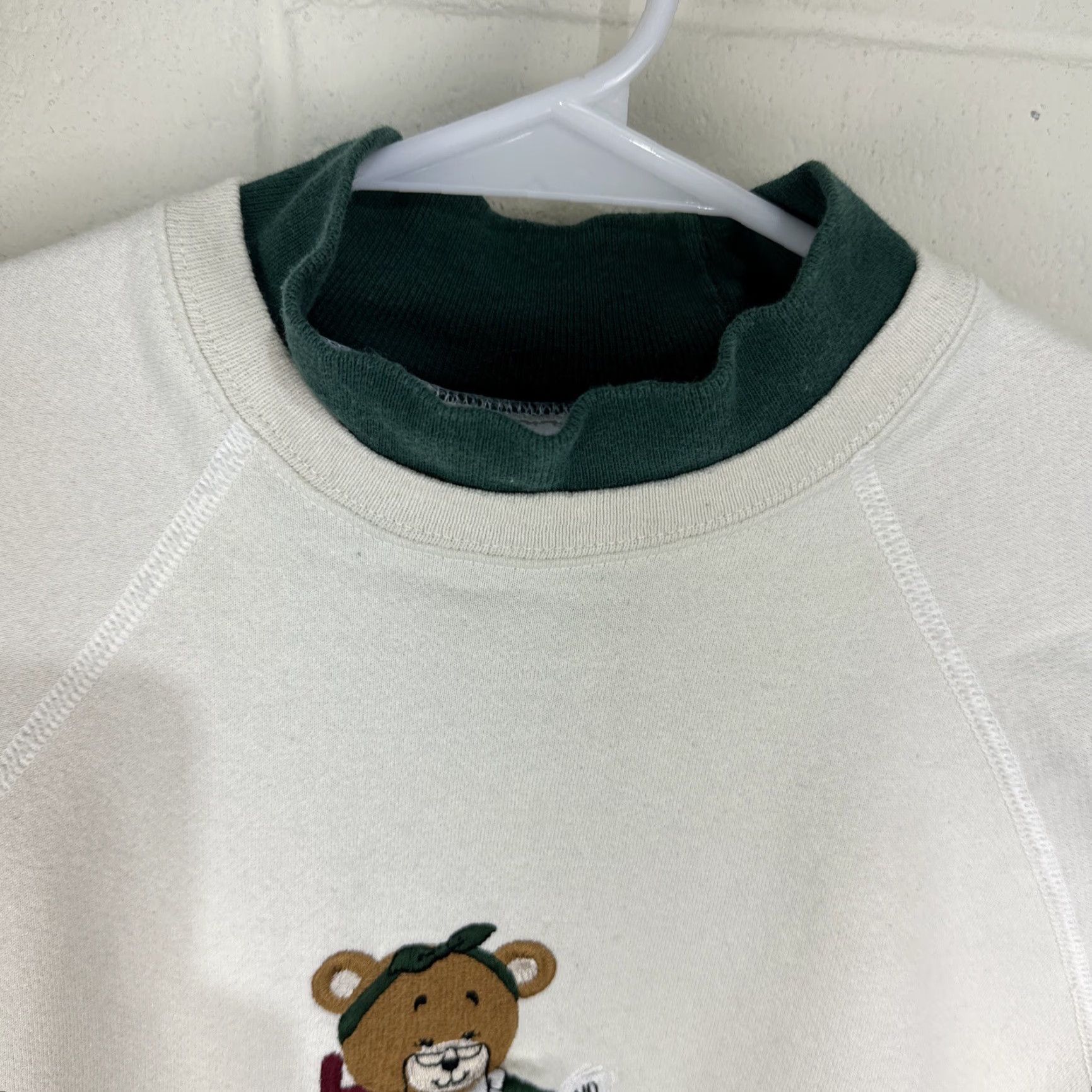 Vintage VINTAGE Cheek O Sportswear Sweatshirt Large No One Like Grandma Granny Bear Shirt Womens 1990s White Cotton Blend Grunge Size L / US 10 / IT 46 - 4 Thumbnail