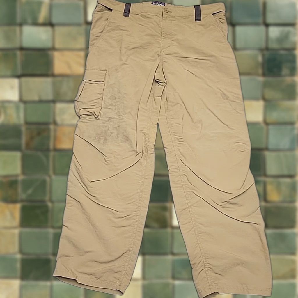 Patagonia Patagonia Pants Men XL 36x30 Nylon Cargo Pockets Outdoor Hiking Gorp Beige 36in Inseam Mens Pants Size US 36 / EU 52 - 1 Thumbnail