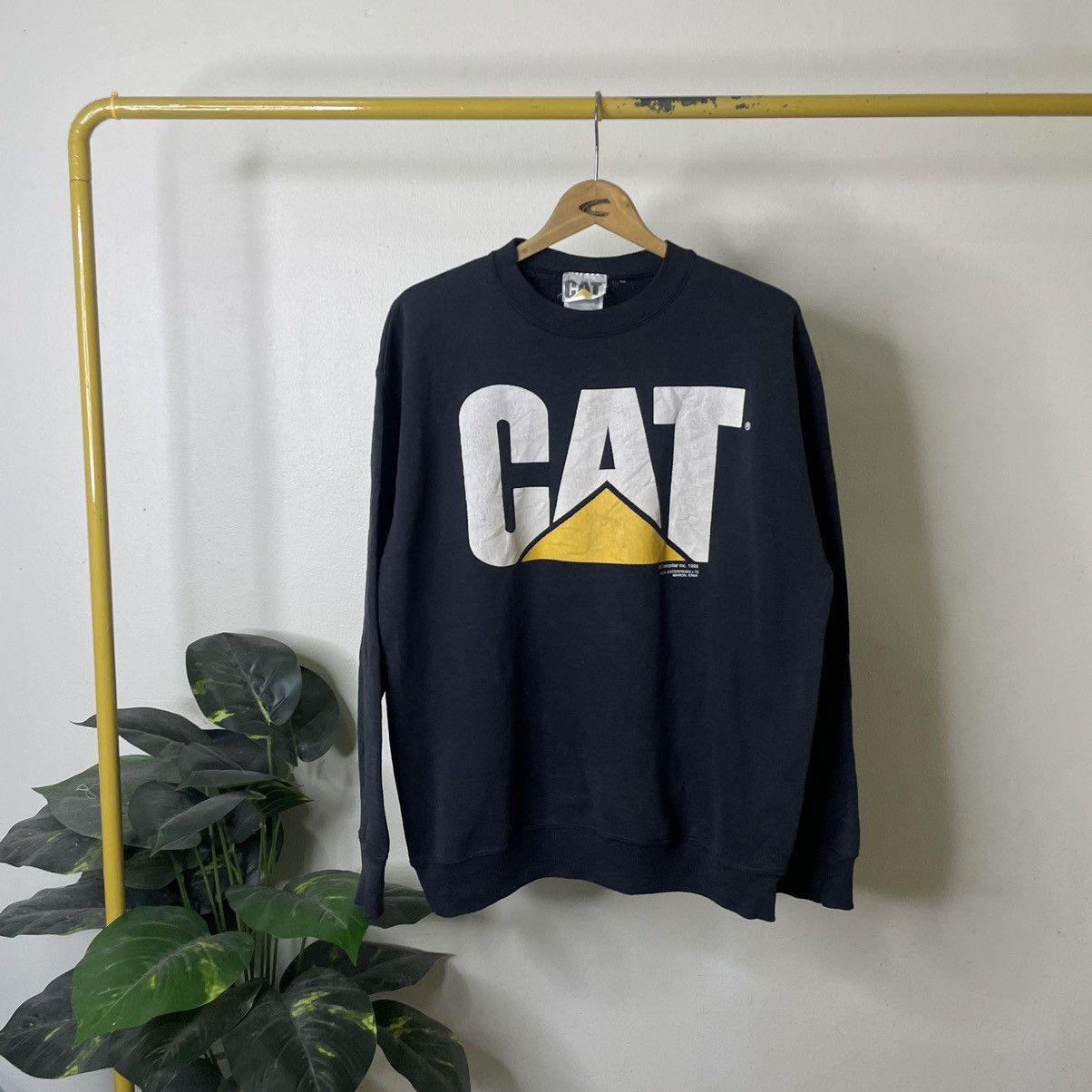 Caterpillar Vintage 90s CAT Caterpillar OG Logo Promo Sweatshirt Size US L / EU 52-54 / 3 - 1 Thumbnail