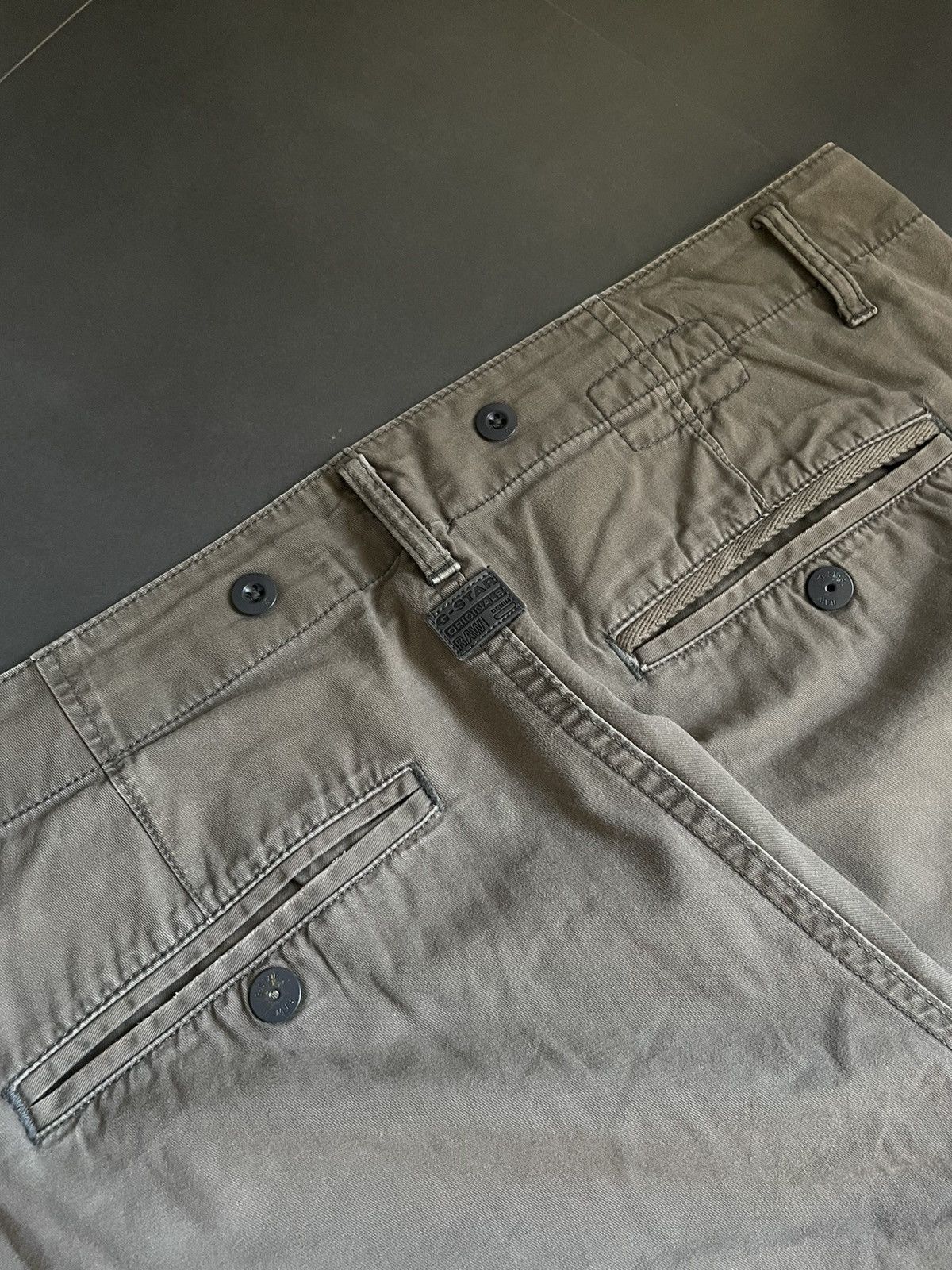 20471120 × G-Star × Vintage G-Star Raw Faded Flared Cargo Work Pants Y2K Carhartt style Size US 33 - 3 Thumbnail