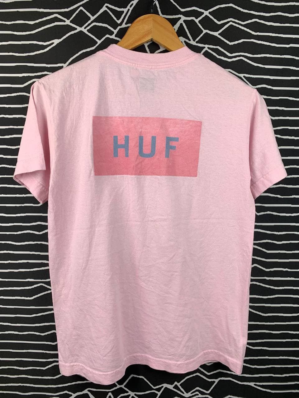 Huf HUF Worldwide Box Logo Skateboards Streetwear Tee Size US S / EU 44-46 / 1 - 1 Thumbnail