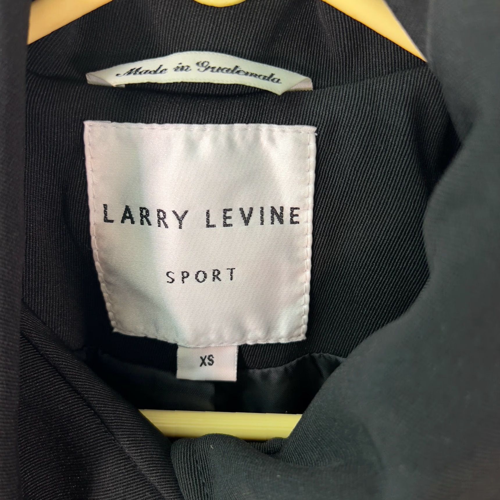 Vintage Larry Levine Sport Womens Overcoat Black XS Coat Long Sleeve 34" Length Button Pattern Solid 100% Polyester Winter Fall Casual Womens Size XS / US 0-2 / IT 36-38 - 7 Thumbnail