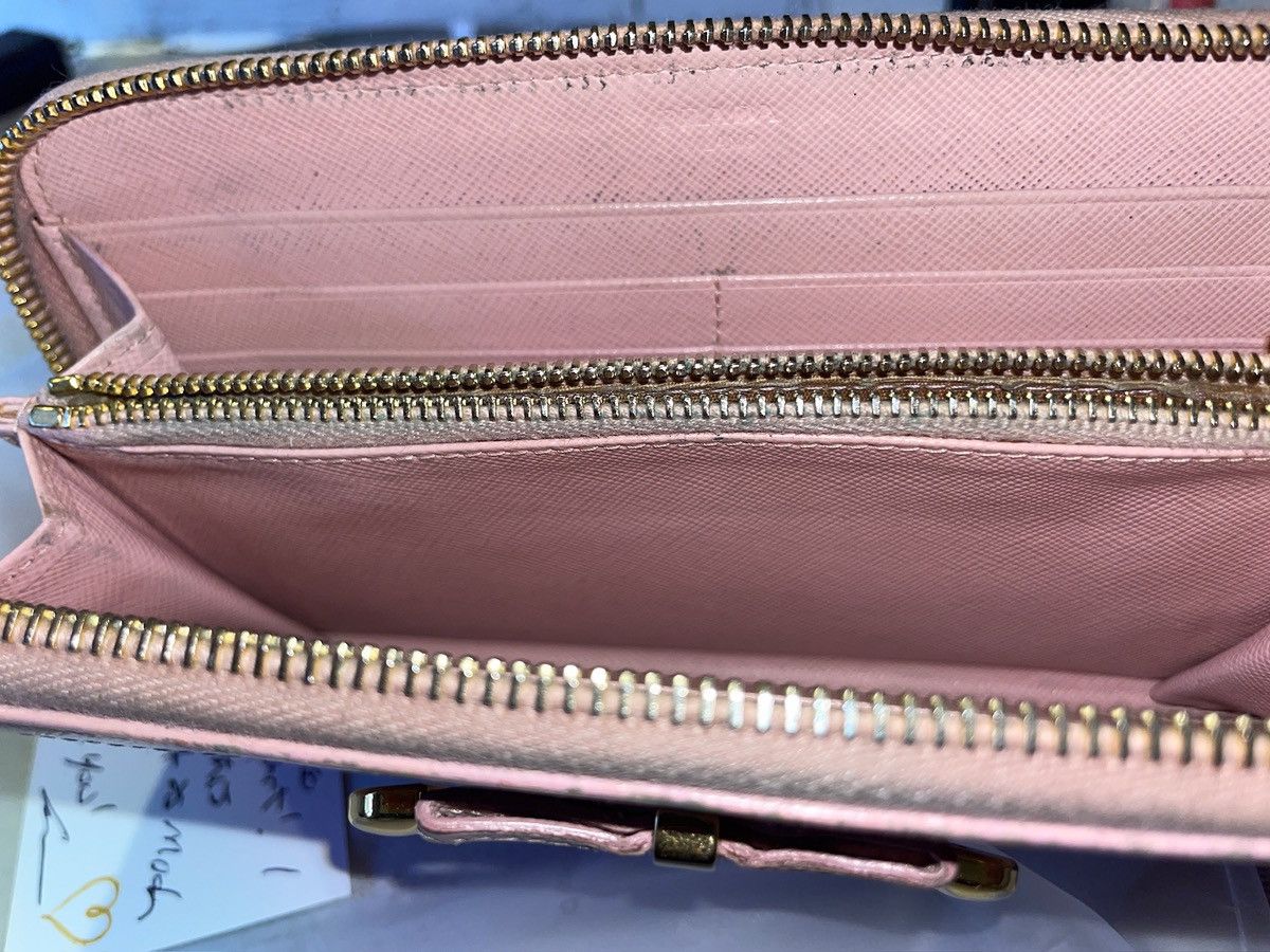Prada Pretty Pink Prada Size ONE SIZE - 2 Thumbnail