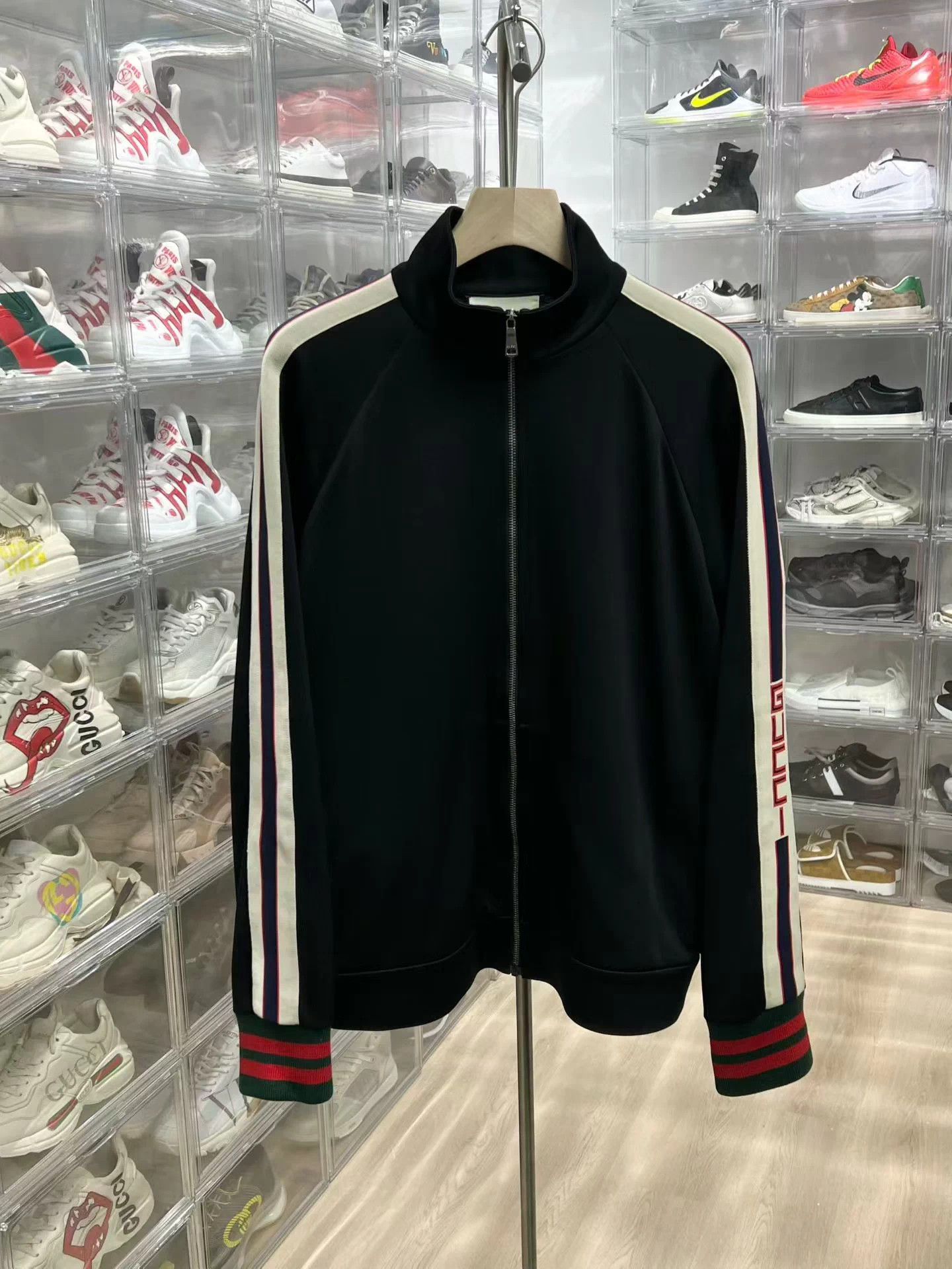 Gucci GUCCI Striped Webbing Classic Uniform Jacket L Size US L / EU 52-54 / 3 - 1 Thumbnail