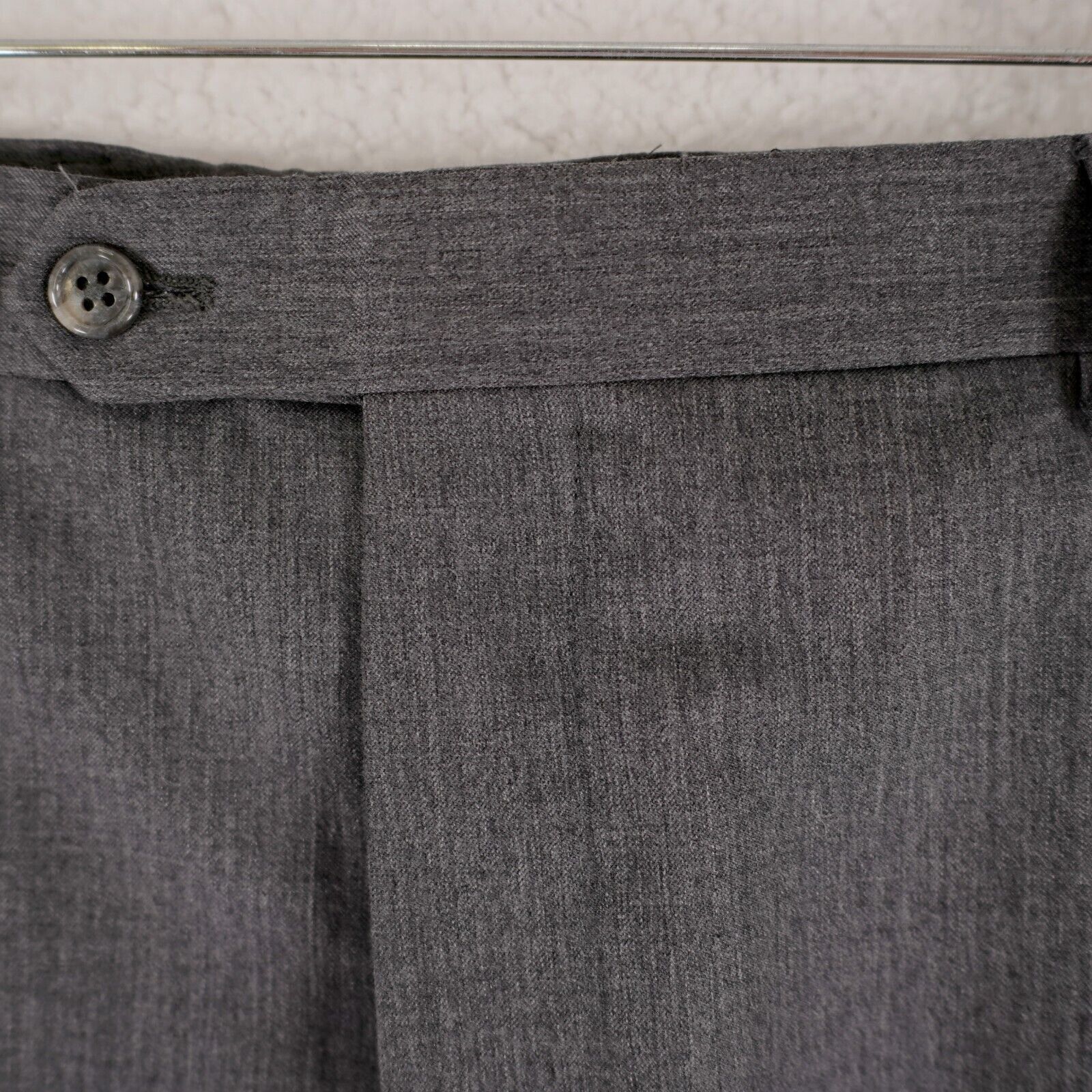 Jos. A. Bank Jos A Bank Signature Gold Traditional Fit Gray Pleated Cuffe Size 40L - 4 Thumbnail