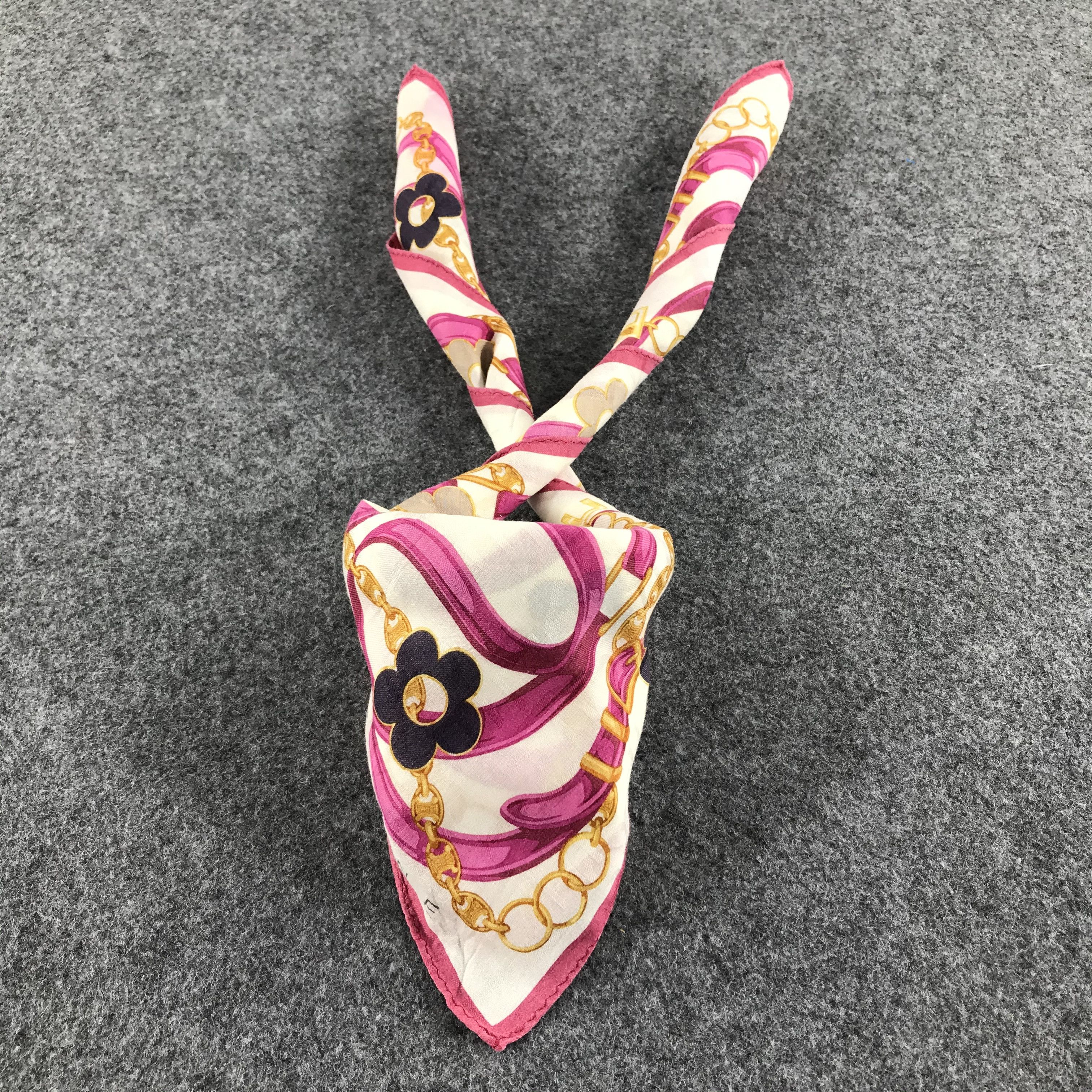 Celine Celine Handkerchief Neckerchief Bandana H494 Size ONE SIZE - 3 Thumbnail