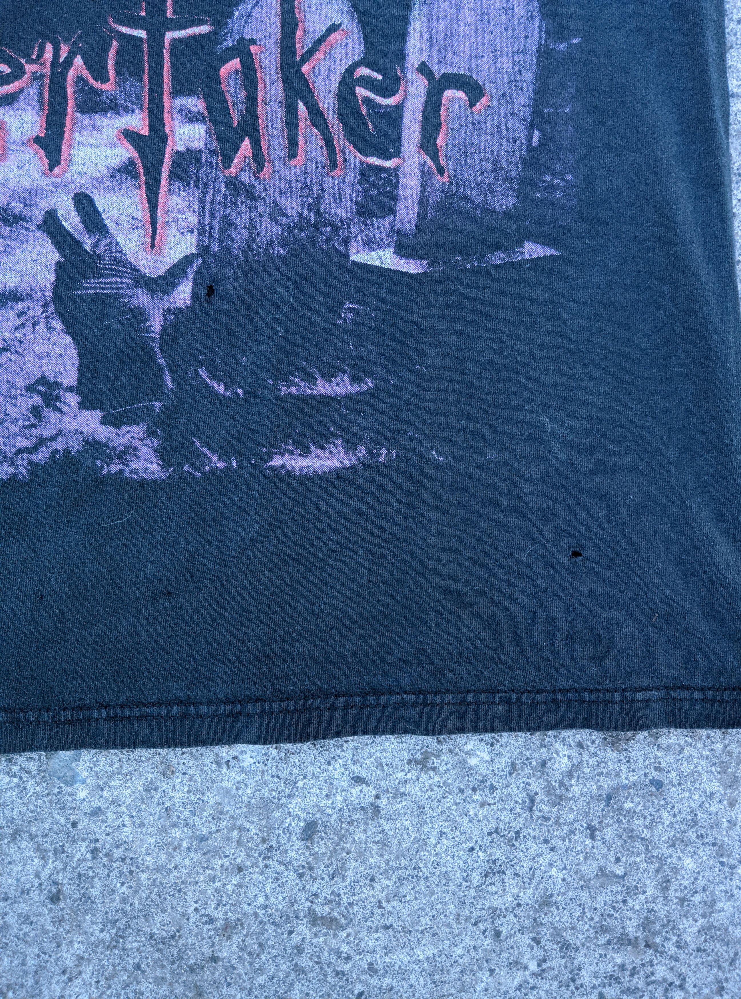 Vintage Vintage 1996 thrashed undertaker wwf wwe erd distressed Size US M / EU 48-50 / 2 - 11 Thumbnail