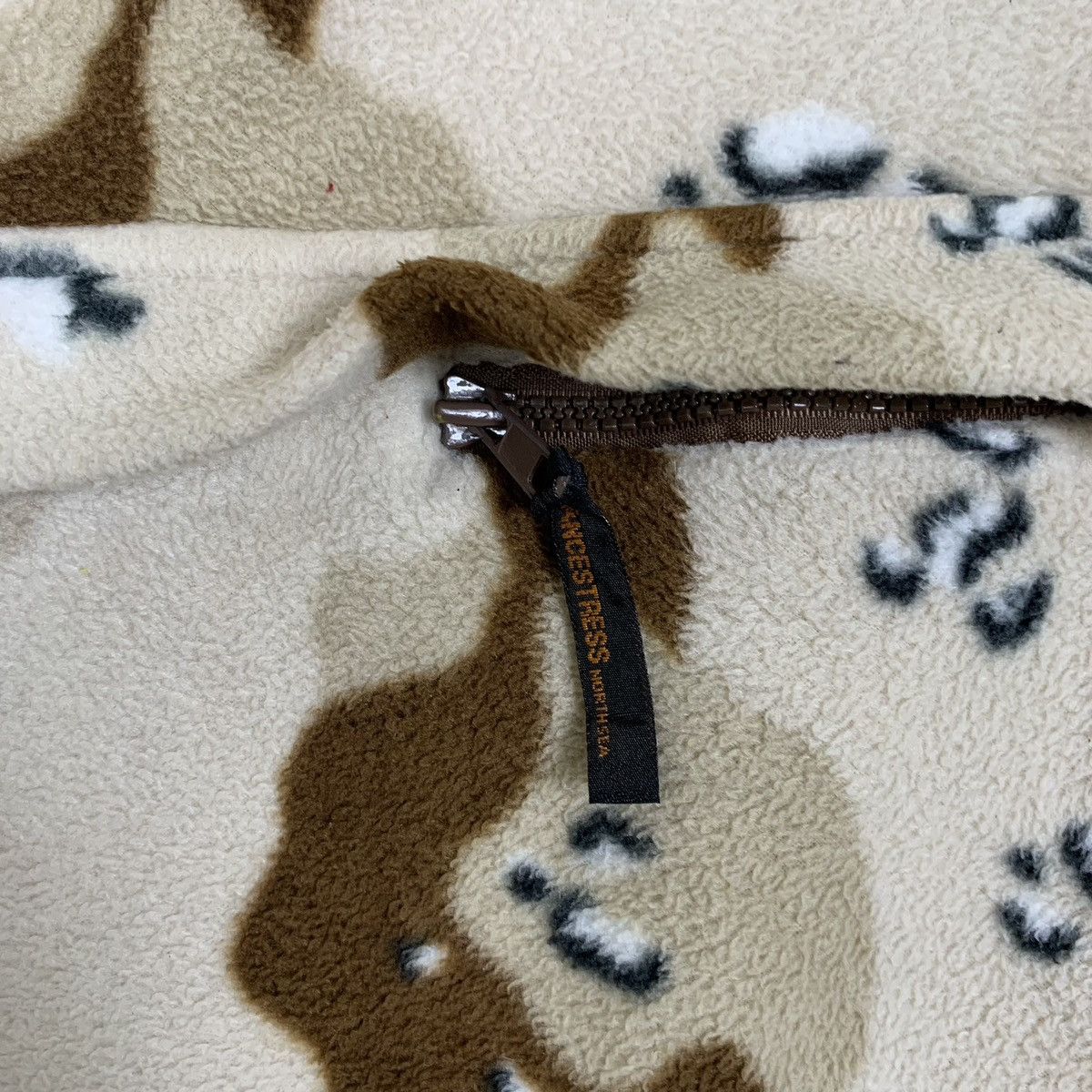 Other Vintage Military Fleece Camouflage Chocolate Chips Jacket Size US L / EU 52-54 / 3 - 8 Thumbnail