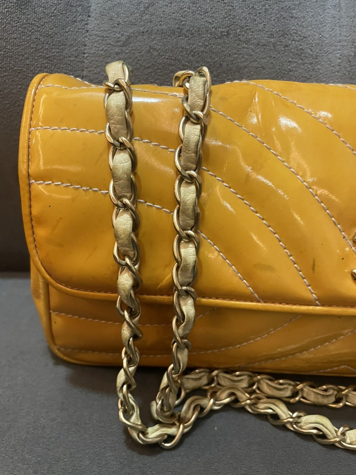 Chanel Authentic CHANEL timeless/ classique patent leather Size ONE SIZE - 7 Thumbnail