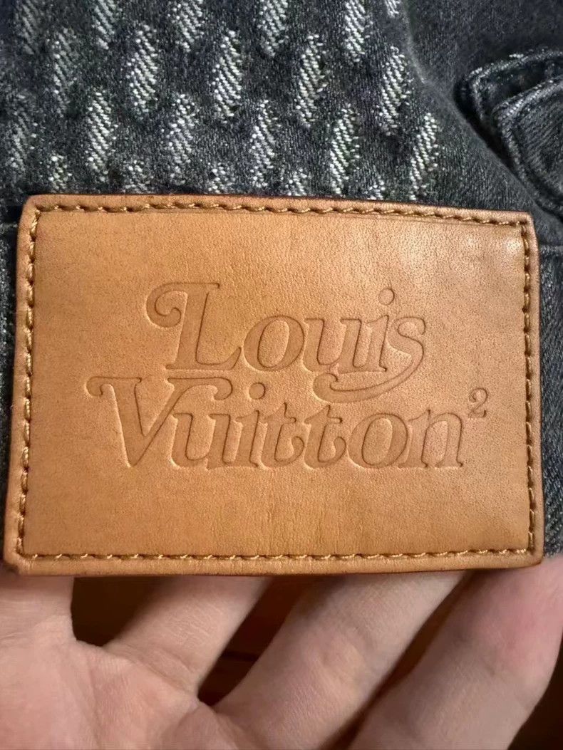 Louis Vuitton Louis Vuitton Nigo co-branded grey denim jacket Size US M / EU 48-50 / 2 - 5 Thumbnail