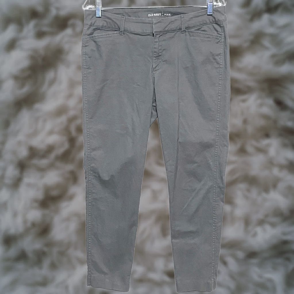 Old Navy Old Navy Chino Pants Womens 8 Regular Gray Stretch Office Preppy Classic Khakis Chinos Pants Mens? Womens Size 30" / US 8 / IT 44 - 1 Thumbnail