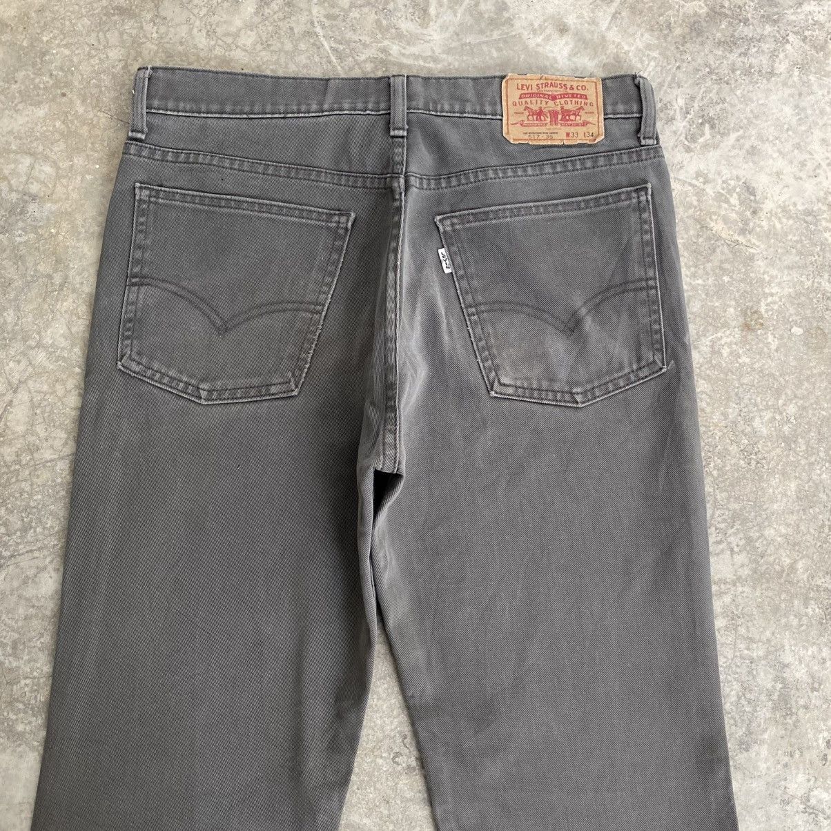 Levi's Size 33x30.5 Vintage 2001 Levis 517 Grey Flared Jeans Size US 33 - 10 Thumbnail