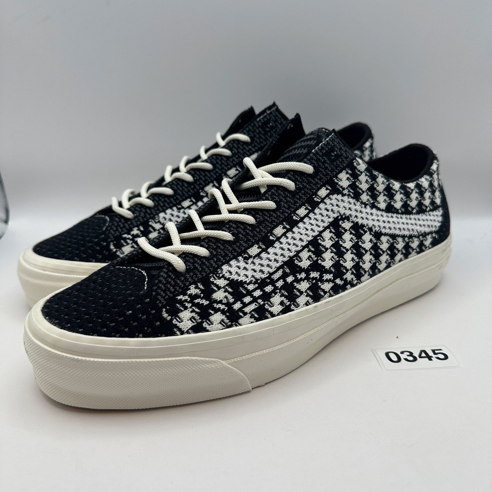 Vans VANS Men's 10 Old Skool 36 Knit Black/White EK Pewter Size US 10 / EU 43 - 1 Thumbnail