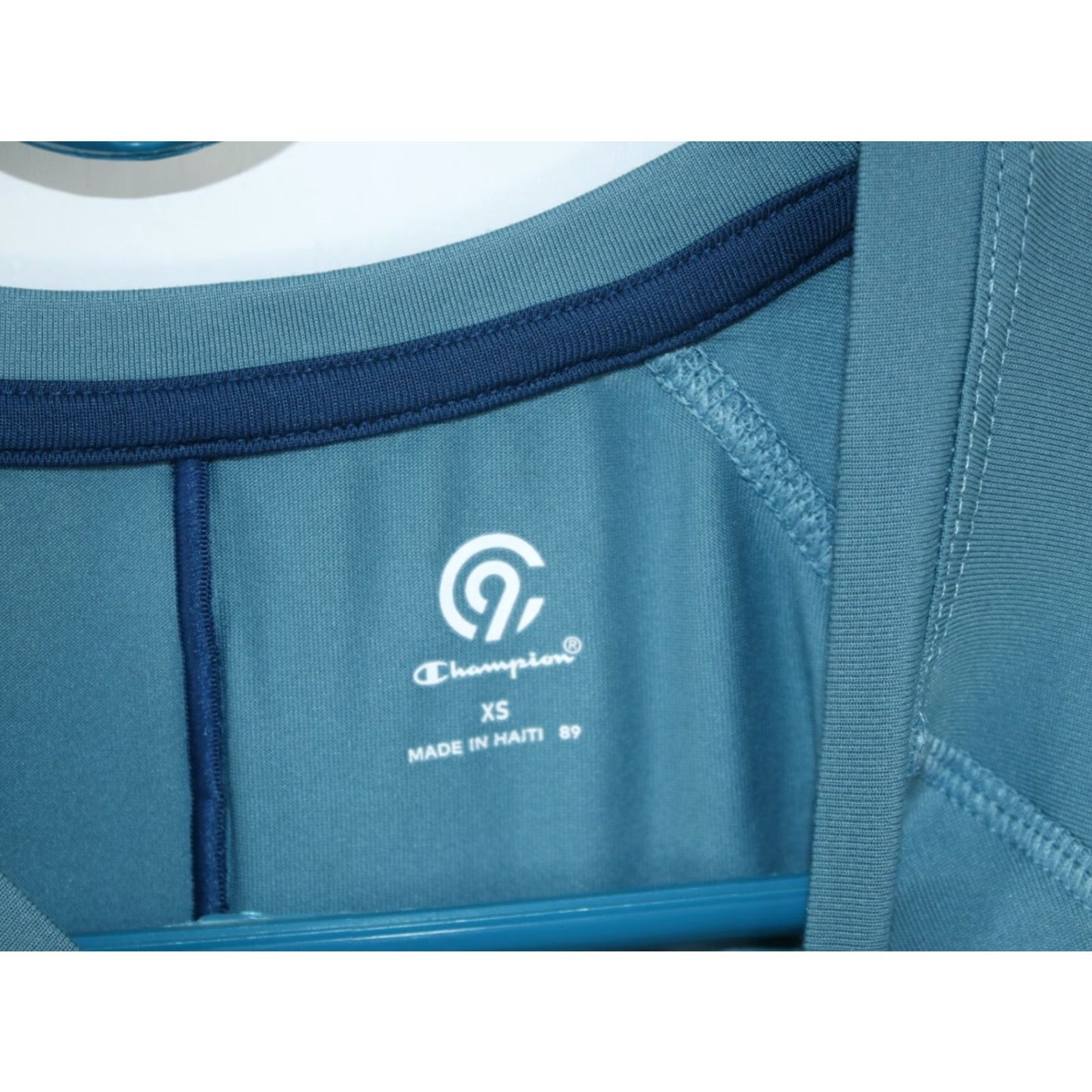 Champion Champion Sport T-Shirt Shirt Womens XS Blue Athletic Knit Short Sleeve Crew Neck 32 Chest Regular Size Type: T-Shirt Size XS / US 0-2 / IT 36-38 - 7 Thumbnail