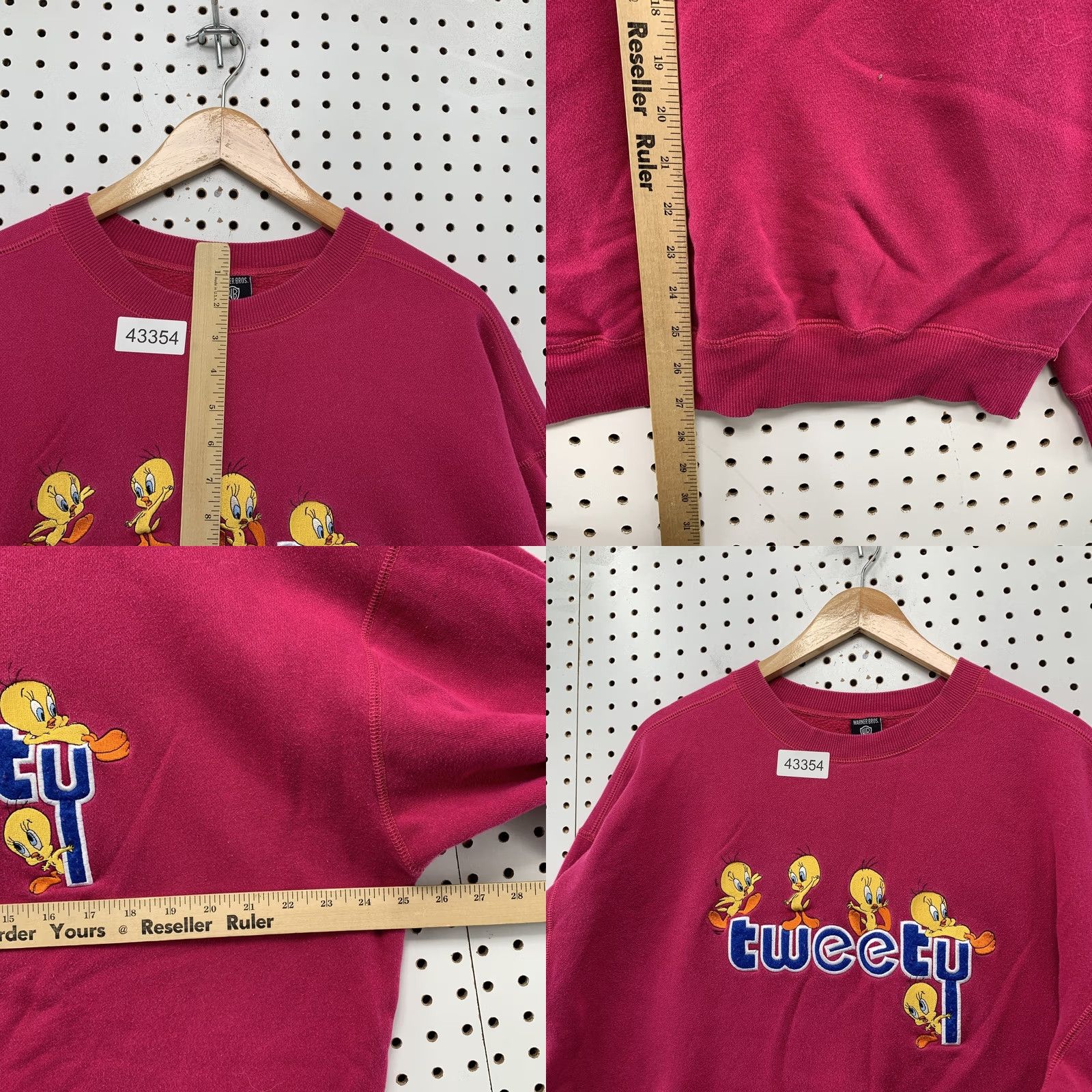 Vintage VINTAGE Warner Bros Tweety Crewneck Sweatshirt Mens XL Pink Fleece Embroidered Size US XL / EU 56 / 4 - 8 Thumbnail