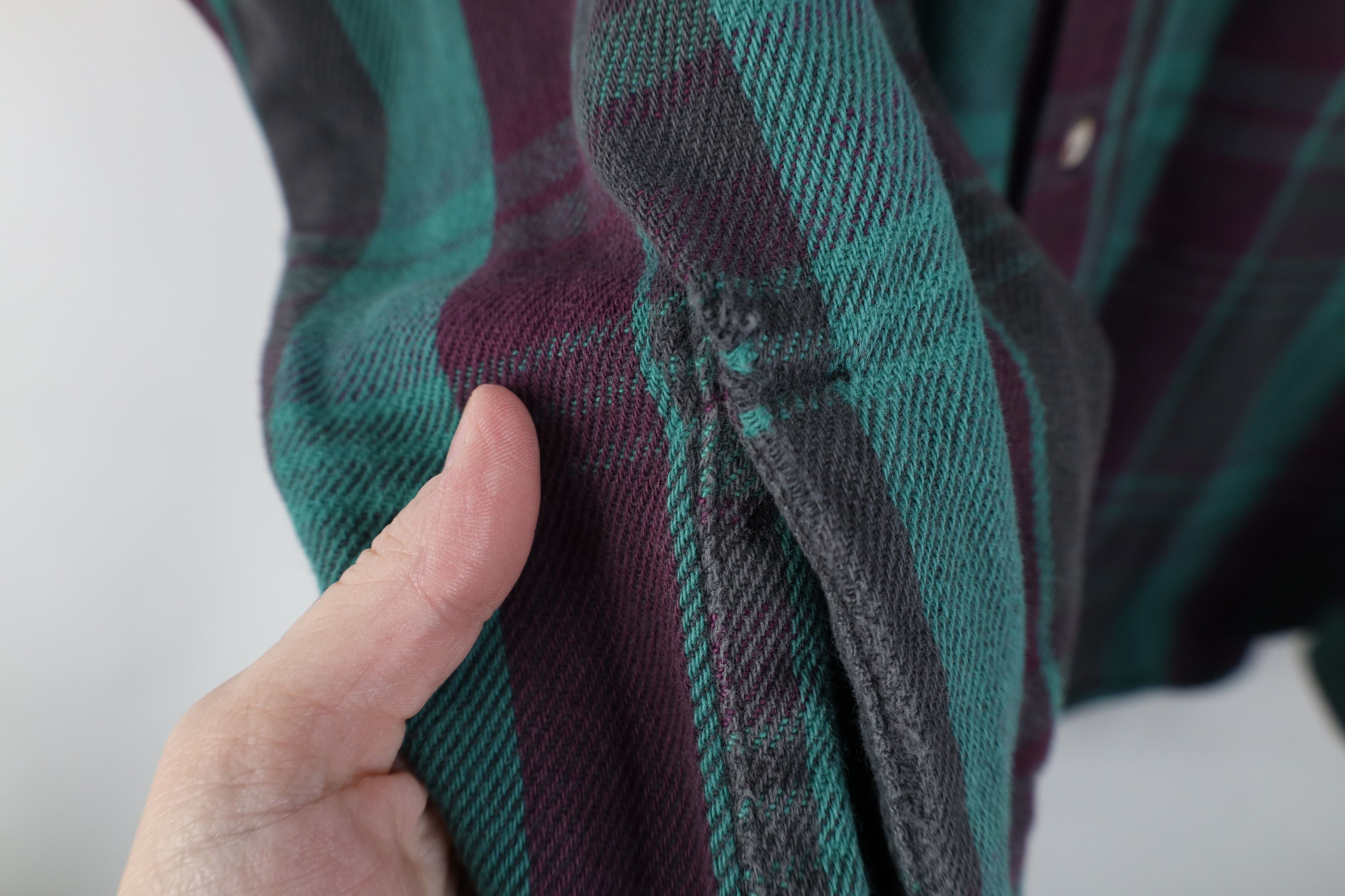 Vintage Vintage 70s Streetwear Heavy Flannel Button Shirt Plaid USA Size US L / EU 52-54 / 3 - 5 Thumbnail